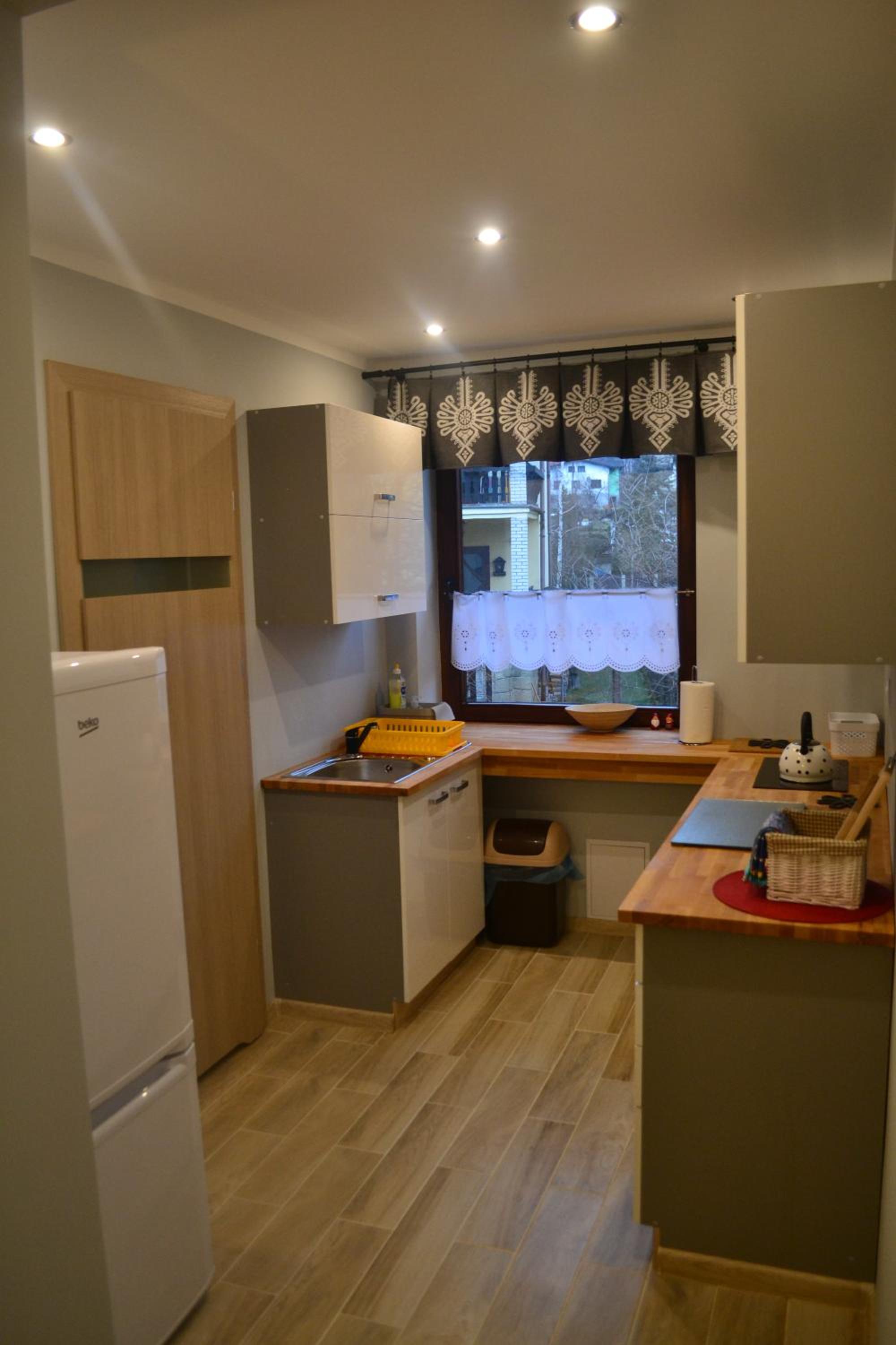 Photo 48