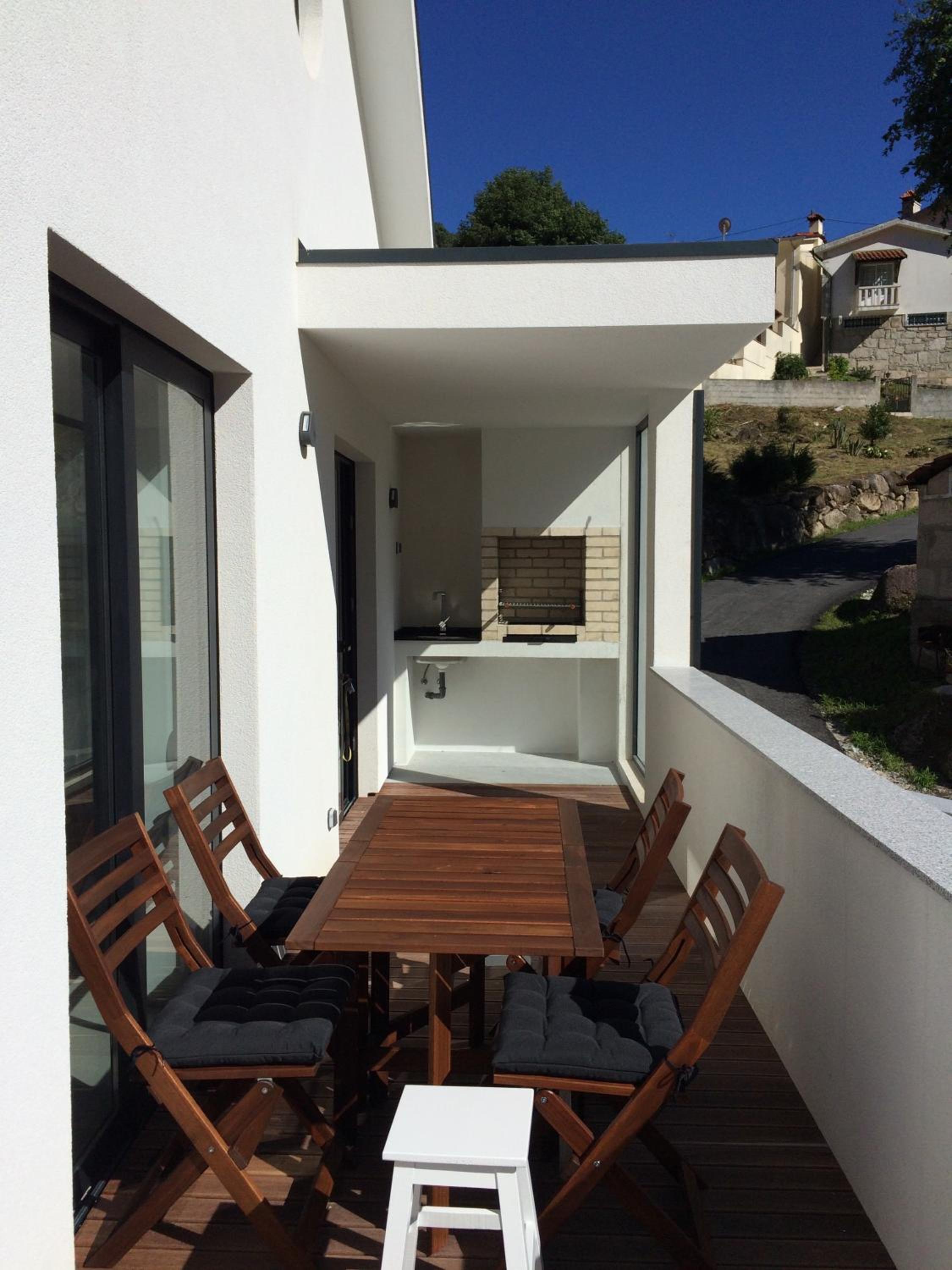 Casa dos Valentins Geres view 4