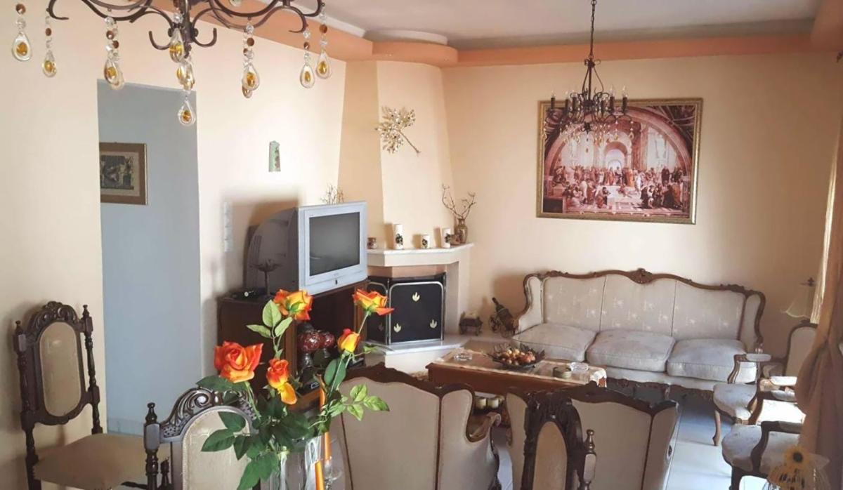 Irini's home photo 1