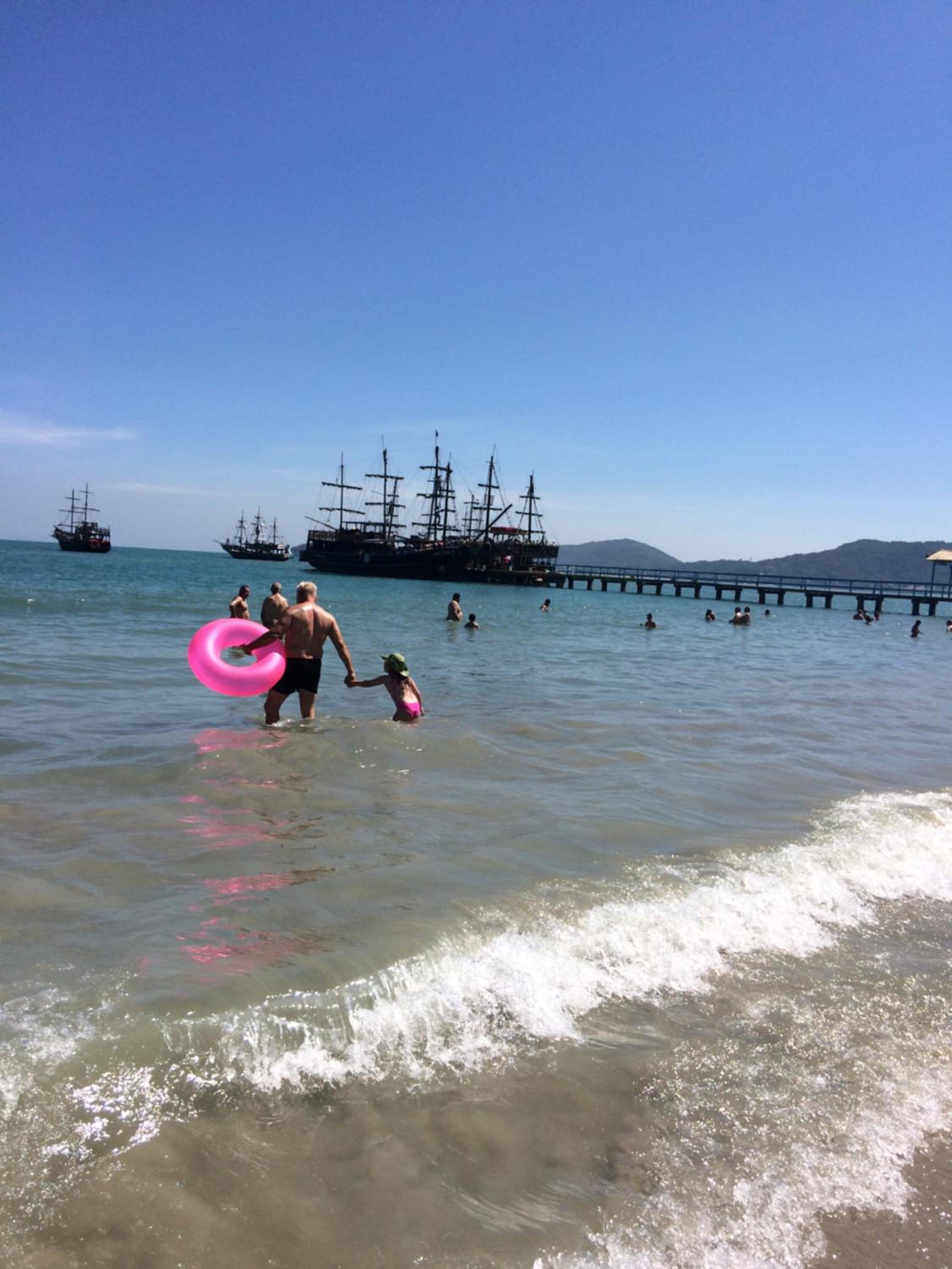 Lindo Apto, 50metros do mar, Ideal Para Familias