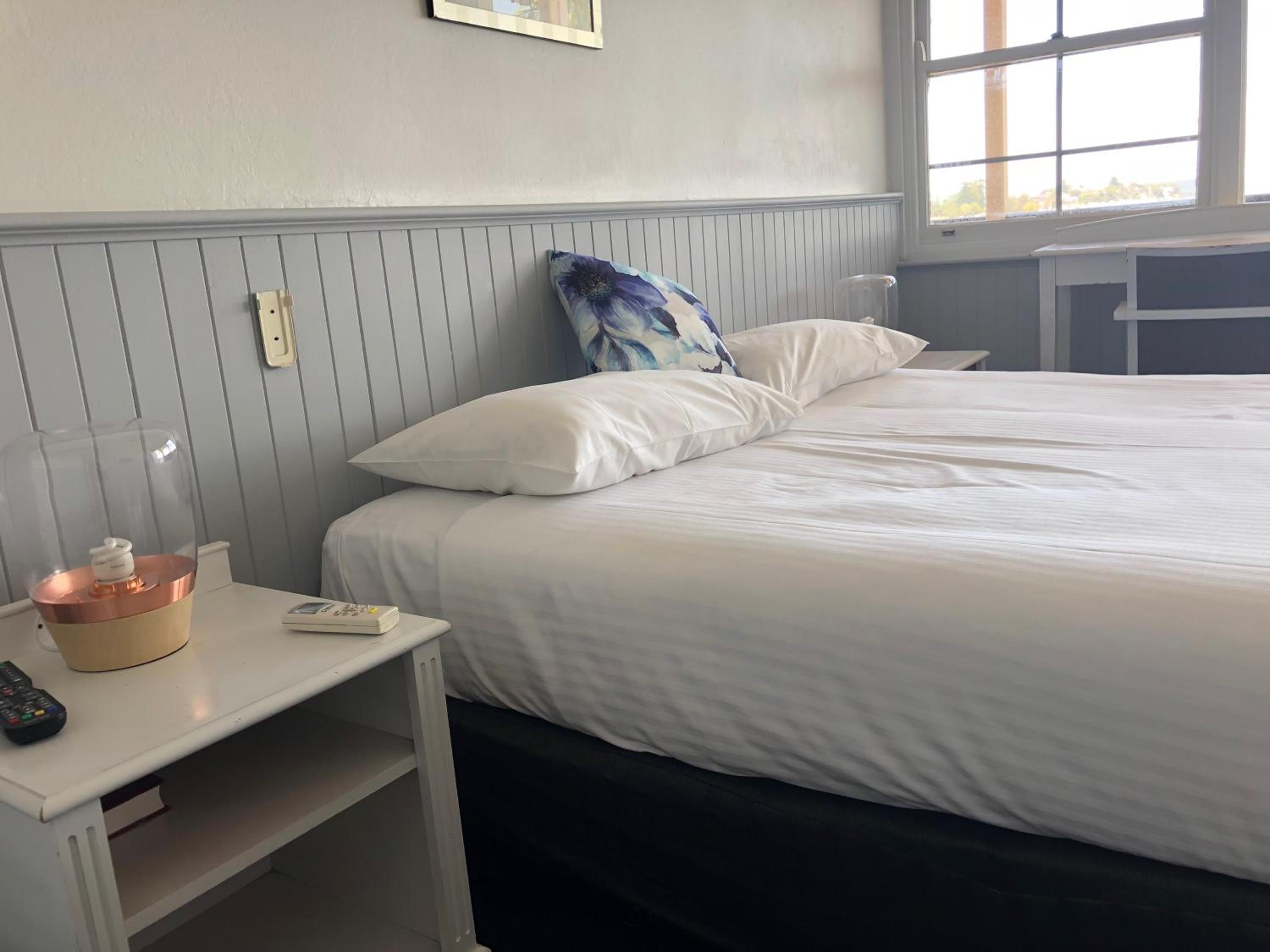 Squid's Ink Motel