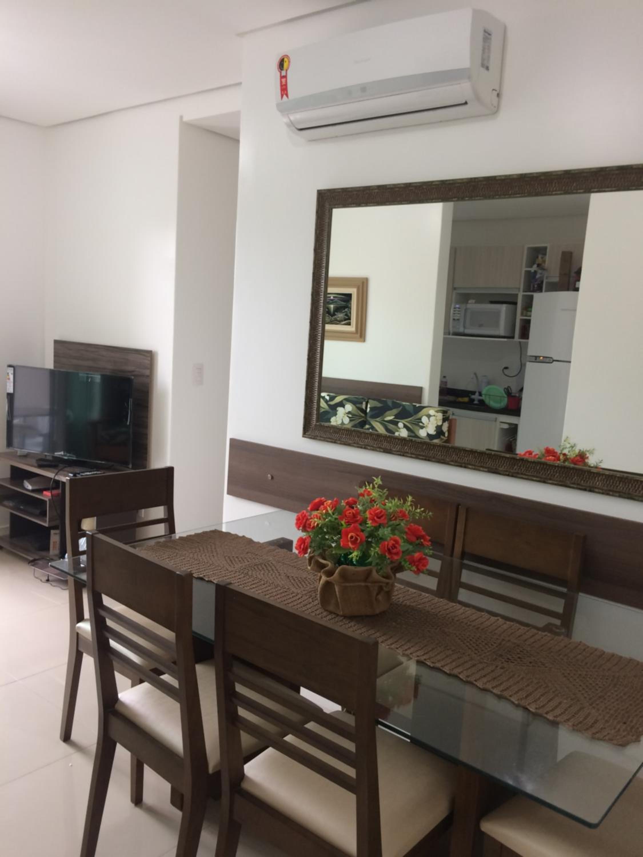 Lindo Apto, 50metros do mar, Ideal Para Familias