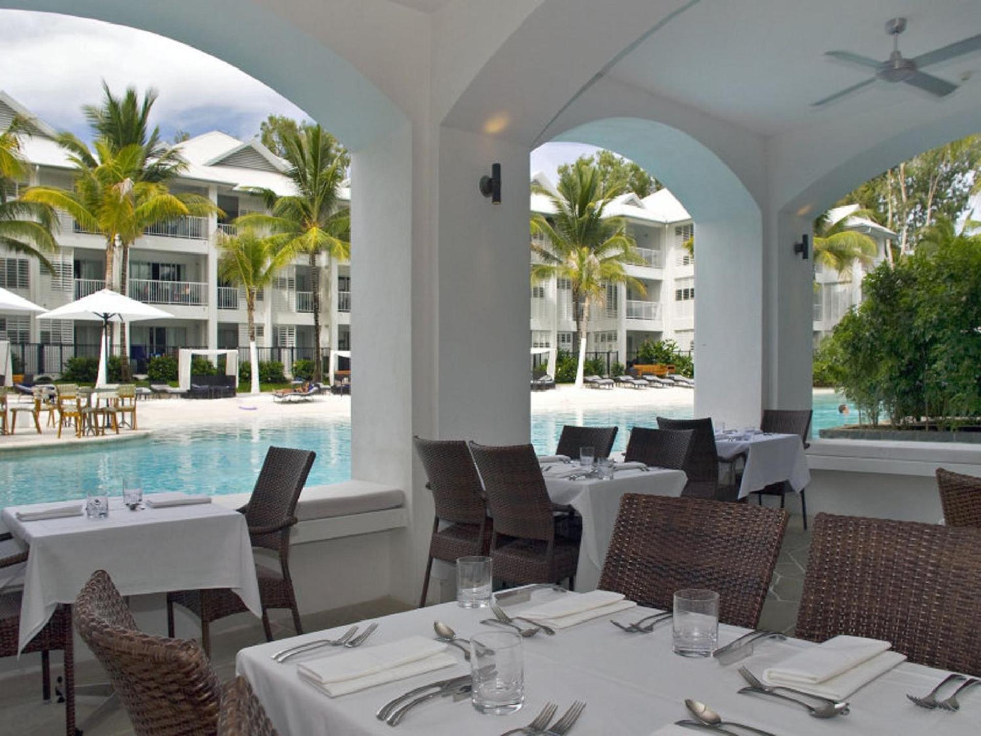 Beach Club Port Douglas Luxury Apartments