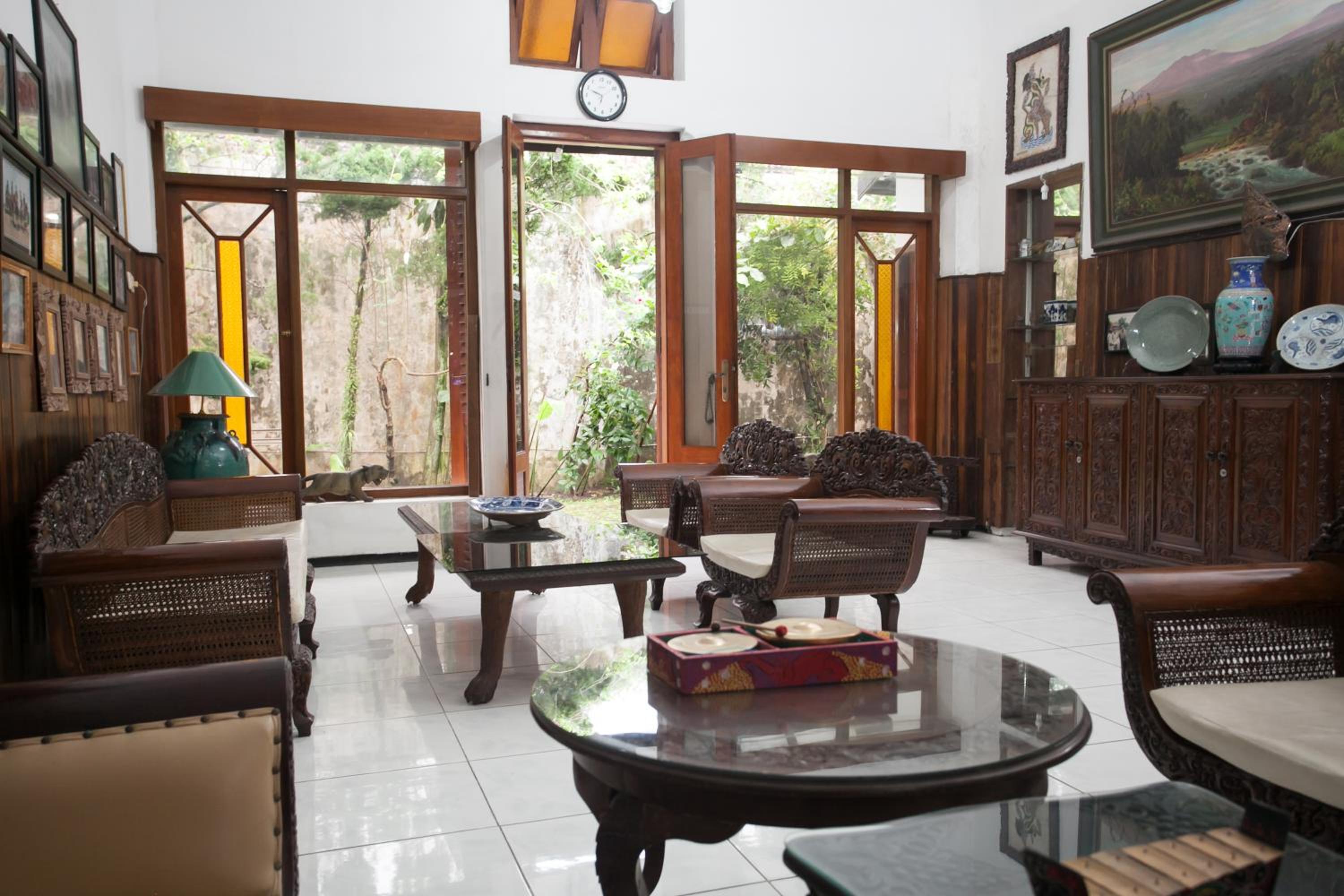 RedDoorz near Brawijaya University