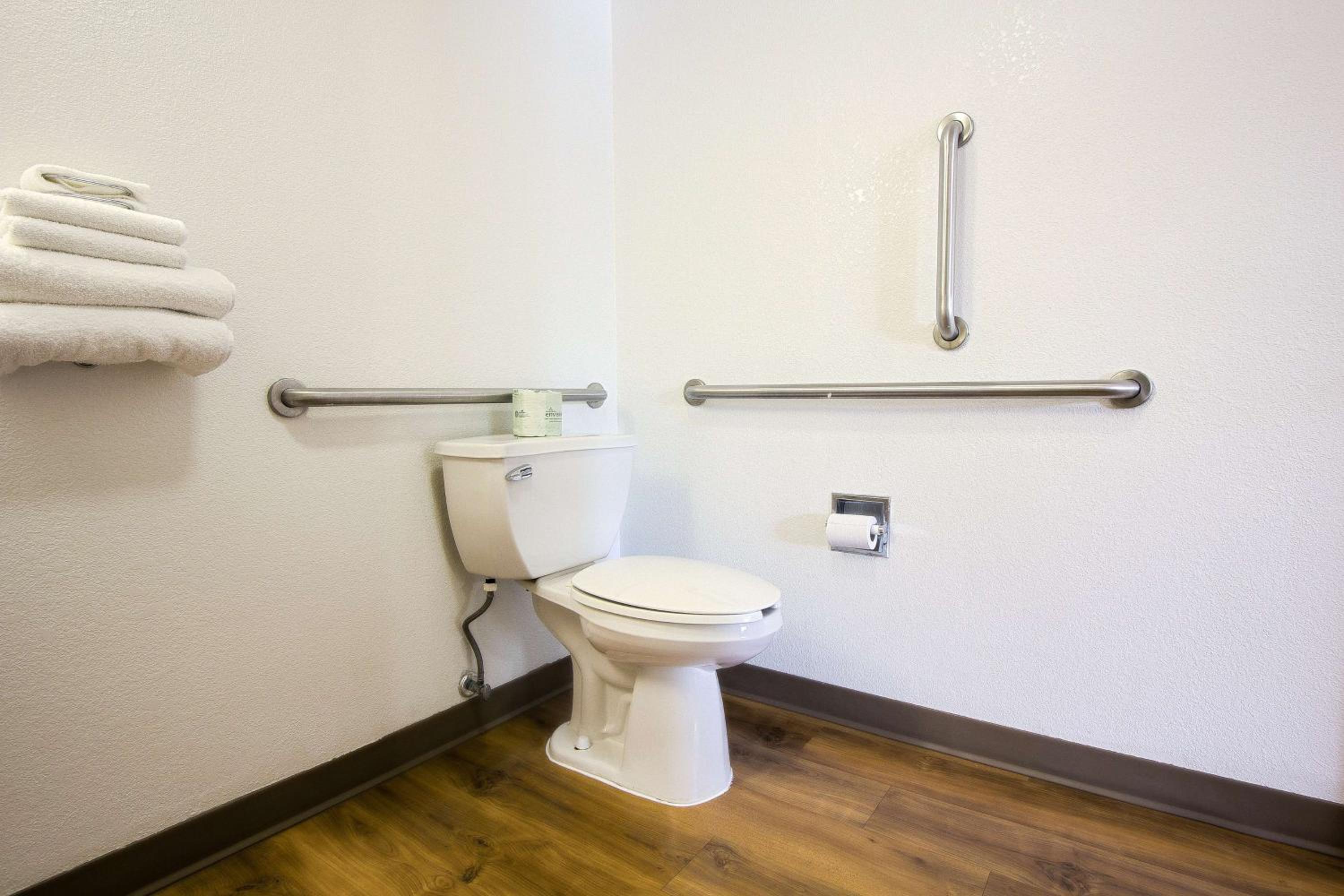 Motel 6-East Brunswick, NJ view 4