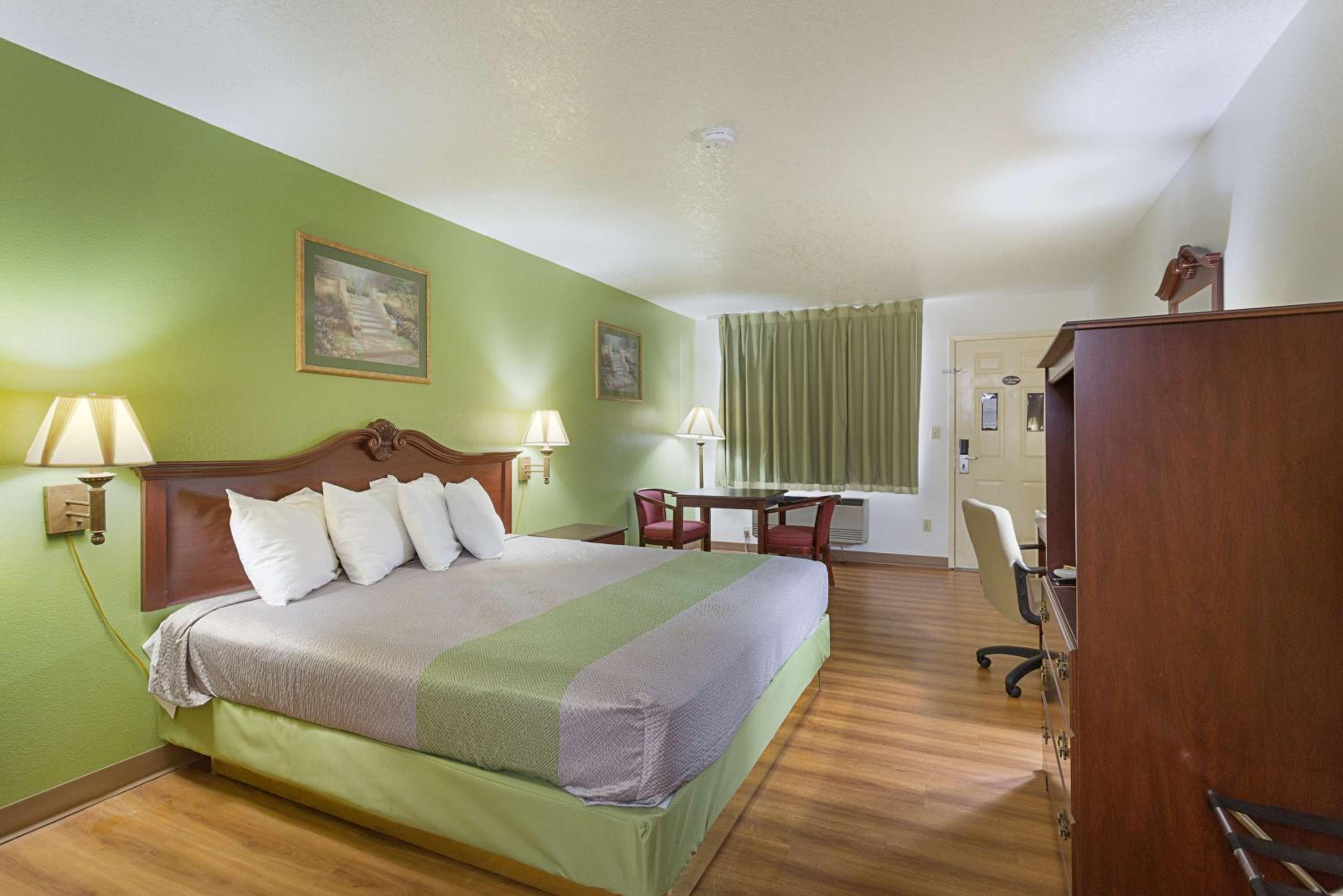 Rodeway Inn Santa Rosa