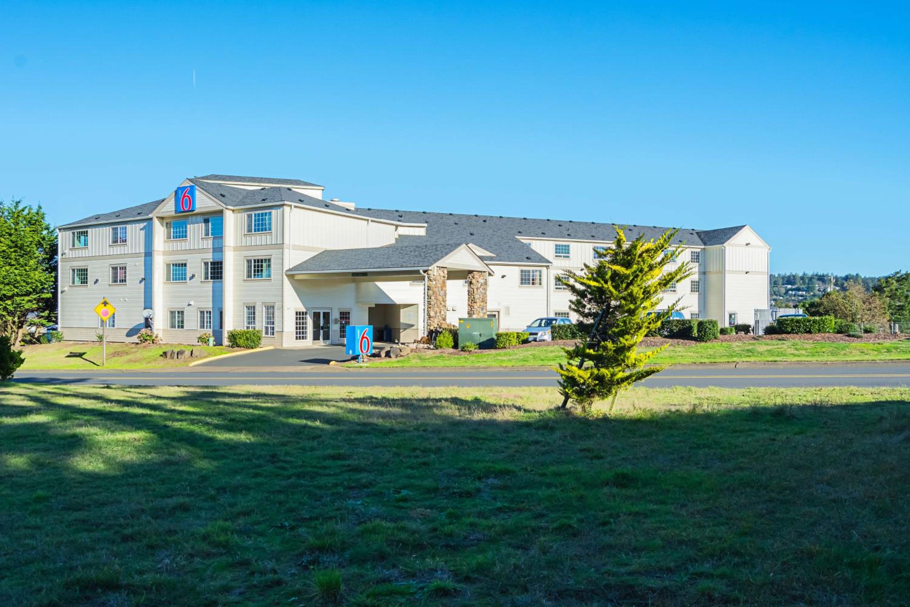 Motel 6-Newport, OR view 4