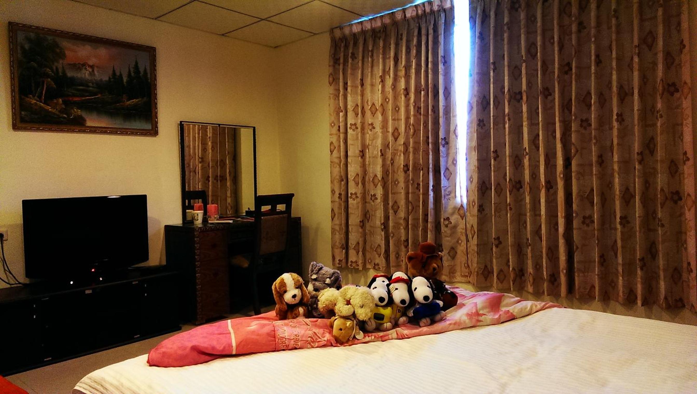Photo 10