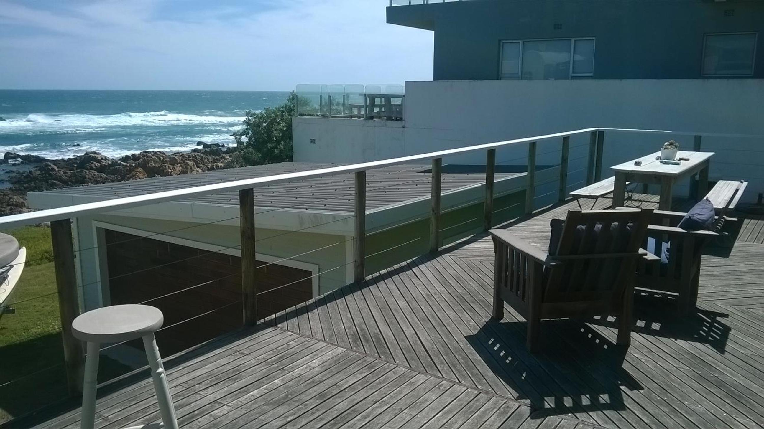 Sailaway Beach House