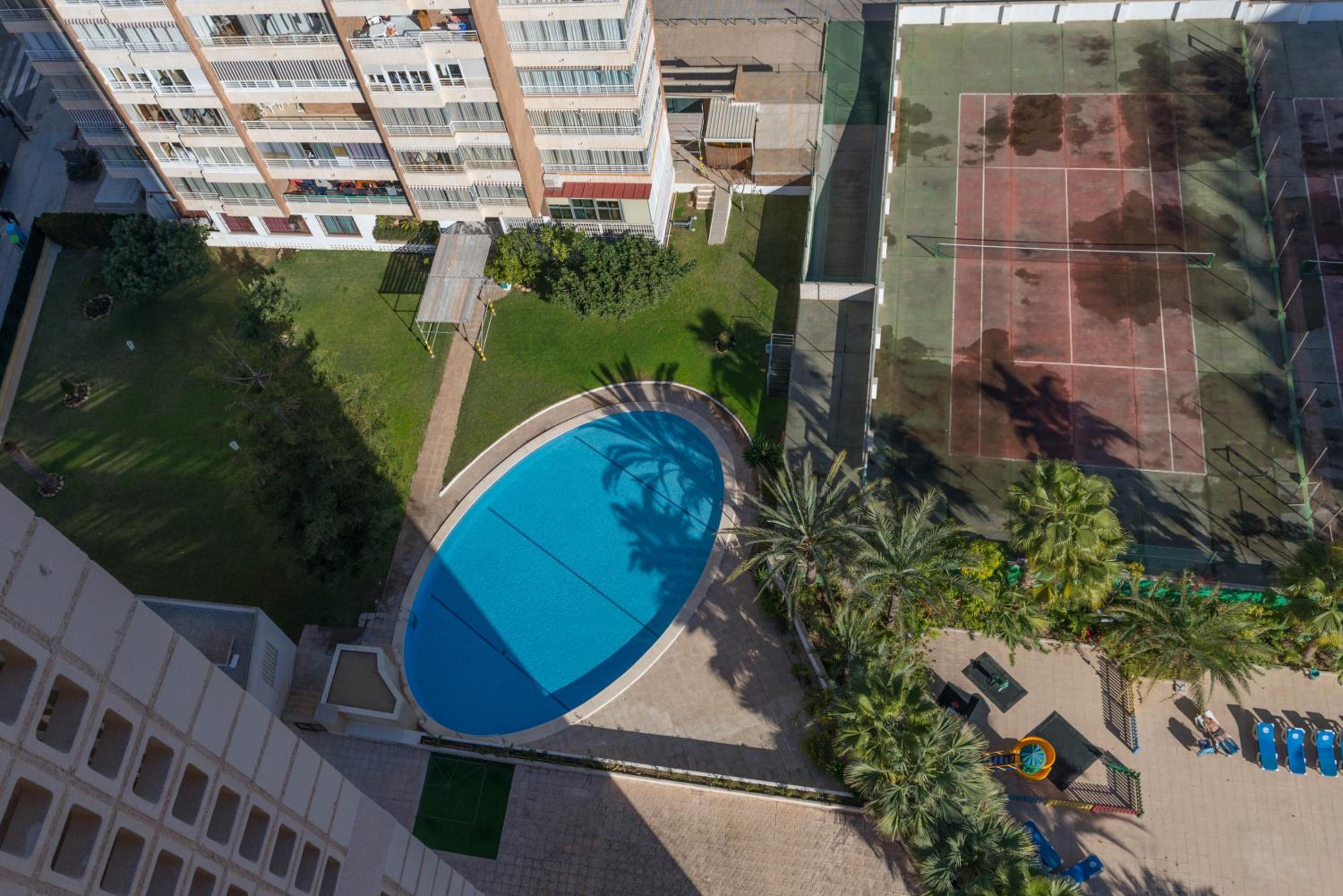 Apartamento con vistas al mar y piscina en La Niña view 5