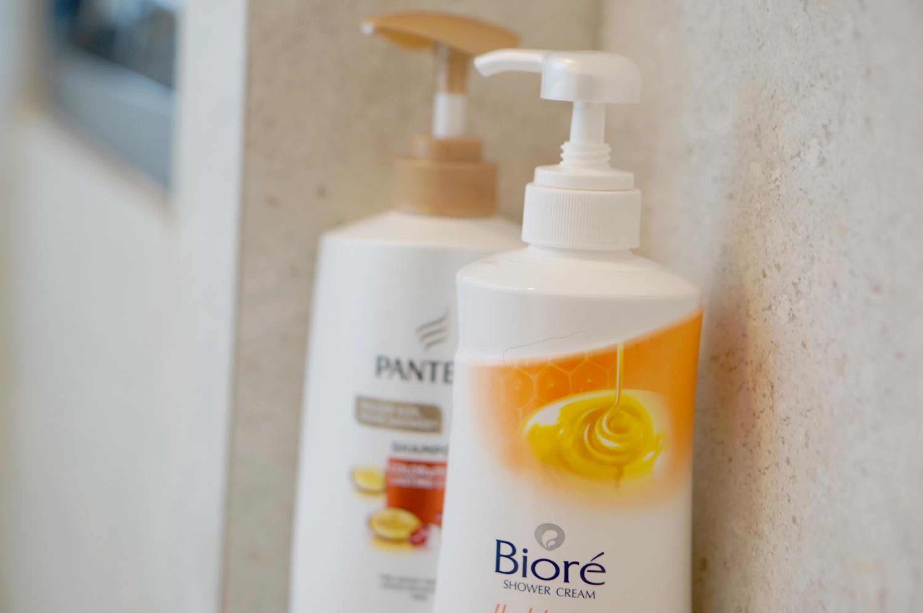 Center Bangkok Suite next to Platinum mall