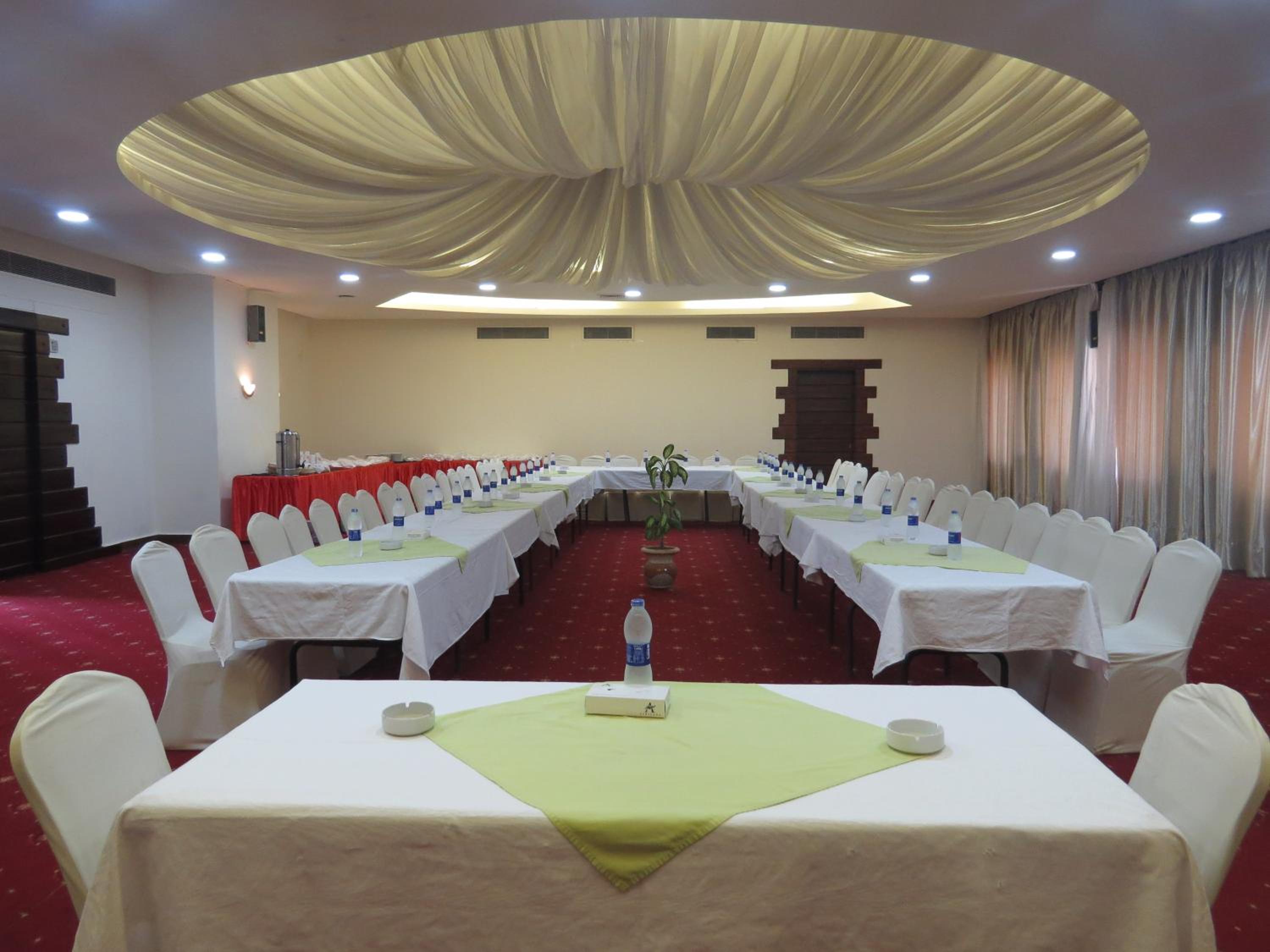 Africana Hotel & Spa
