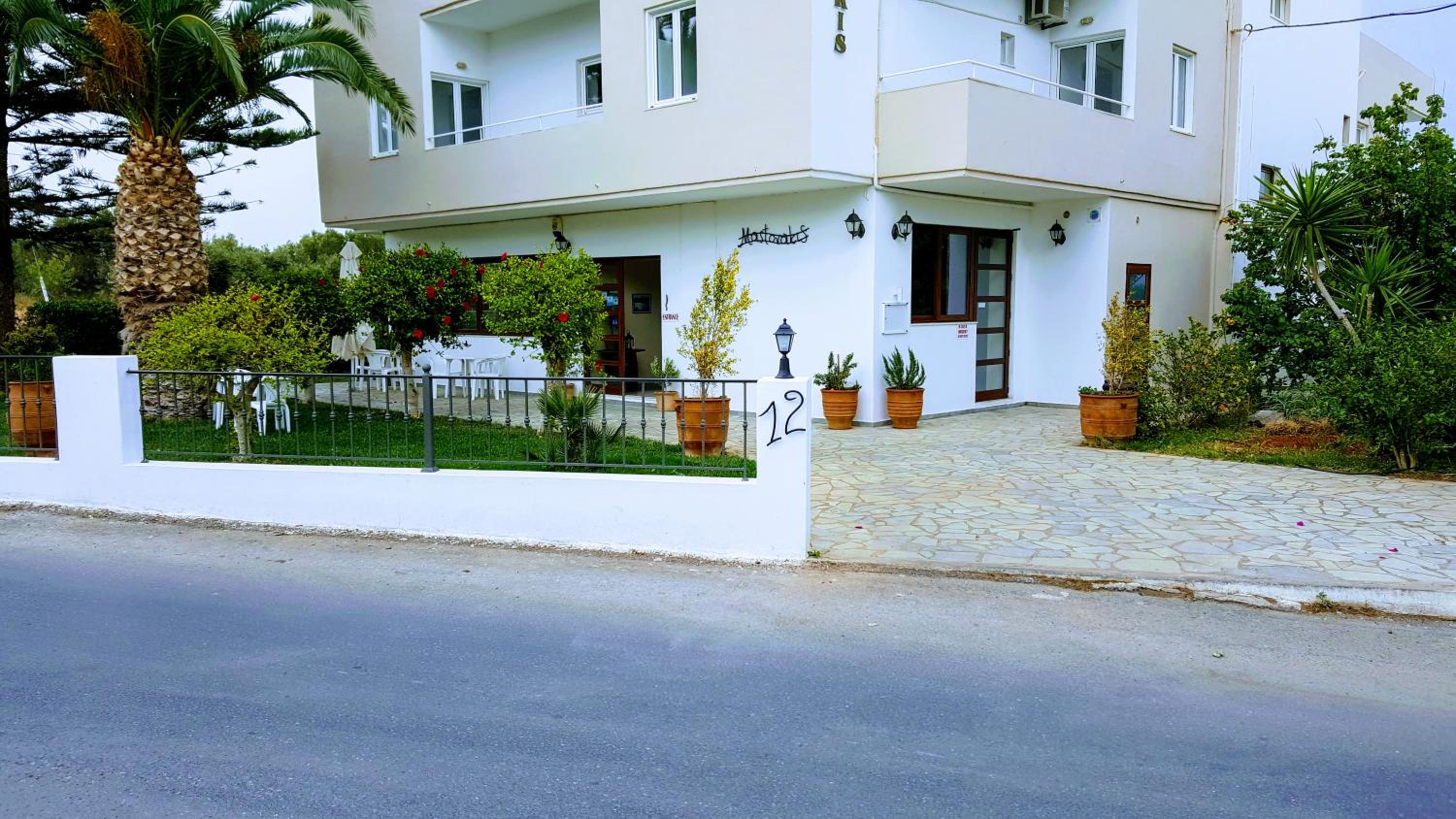 Mastorakis Hotel and Studios