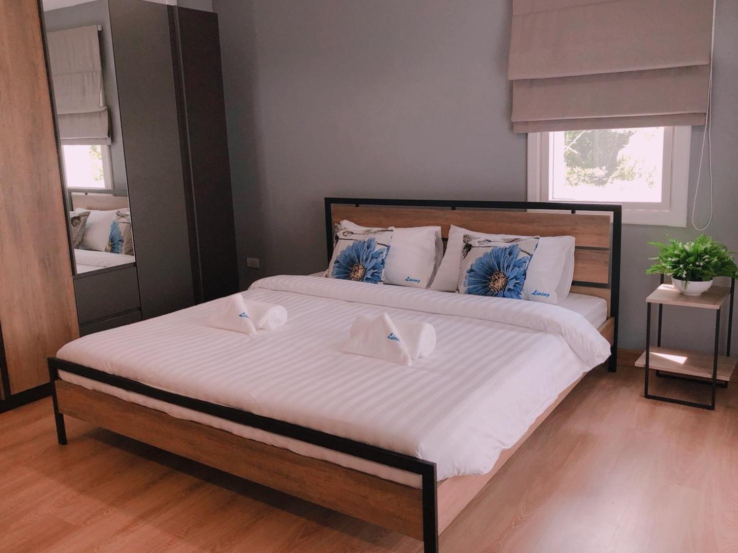 Living at Sphere Apartment