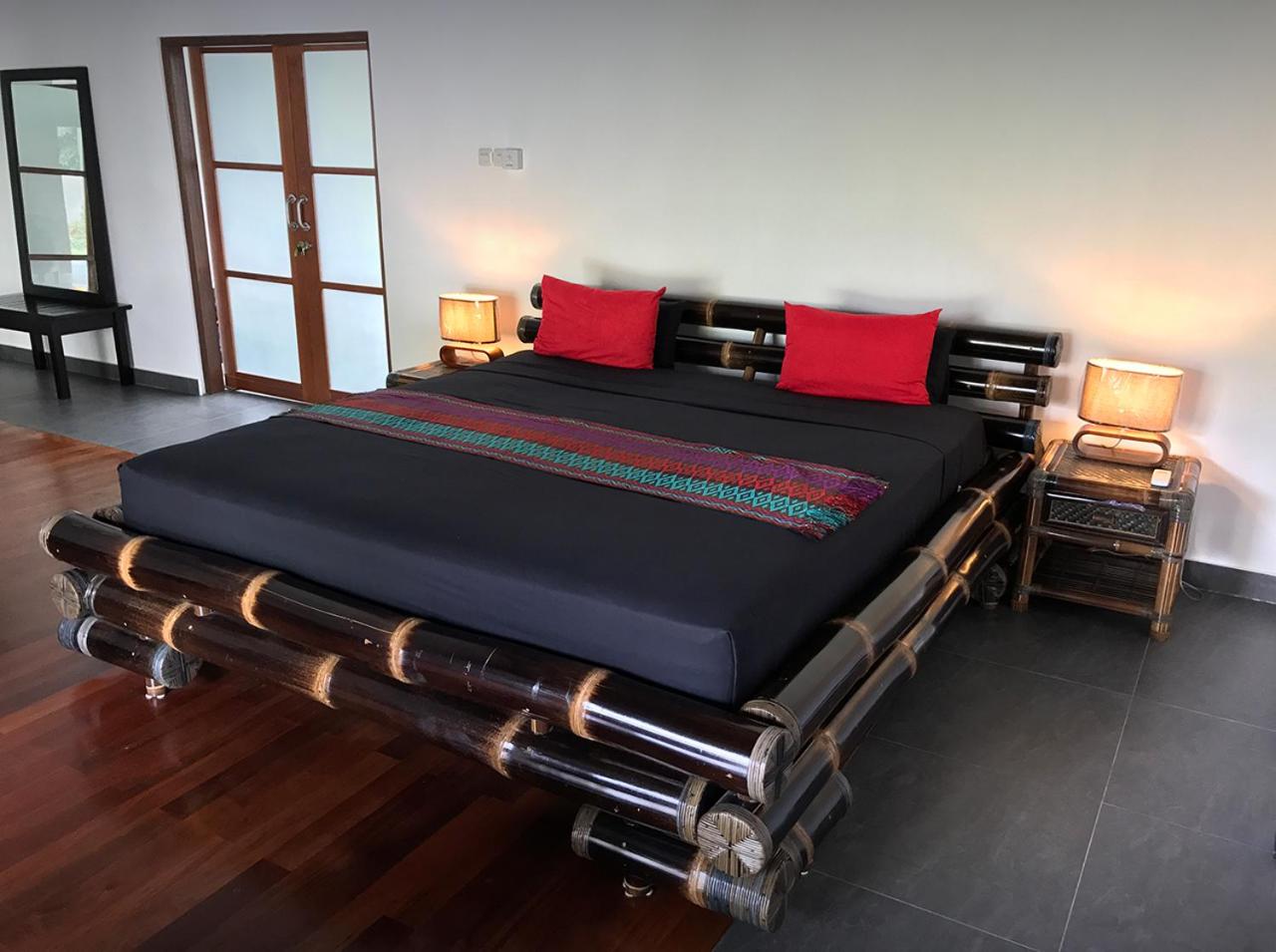 Villa Rizki Candidasa