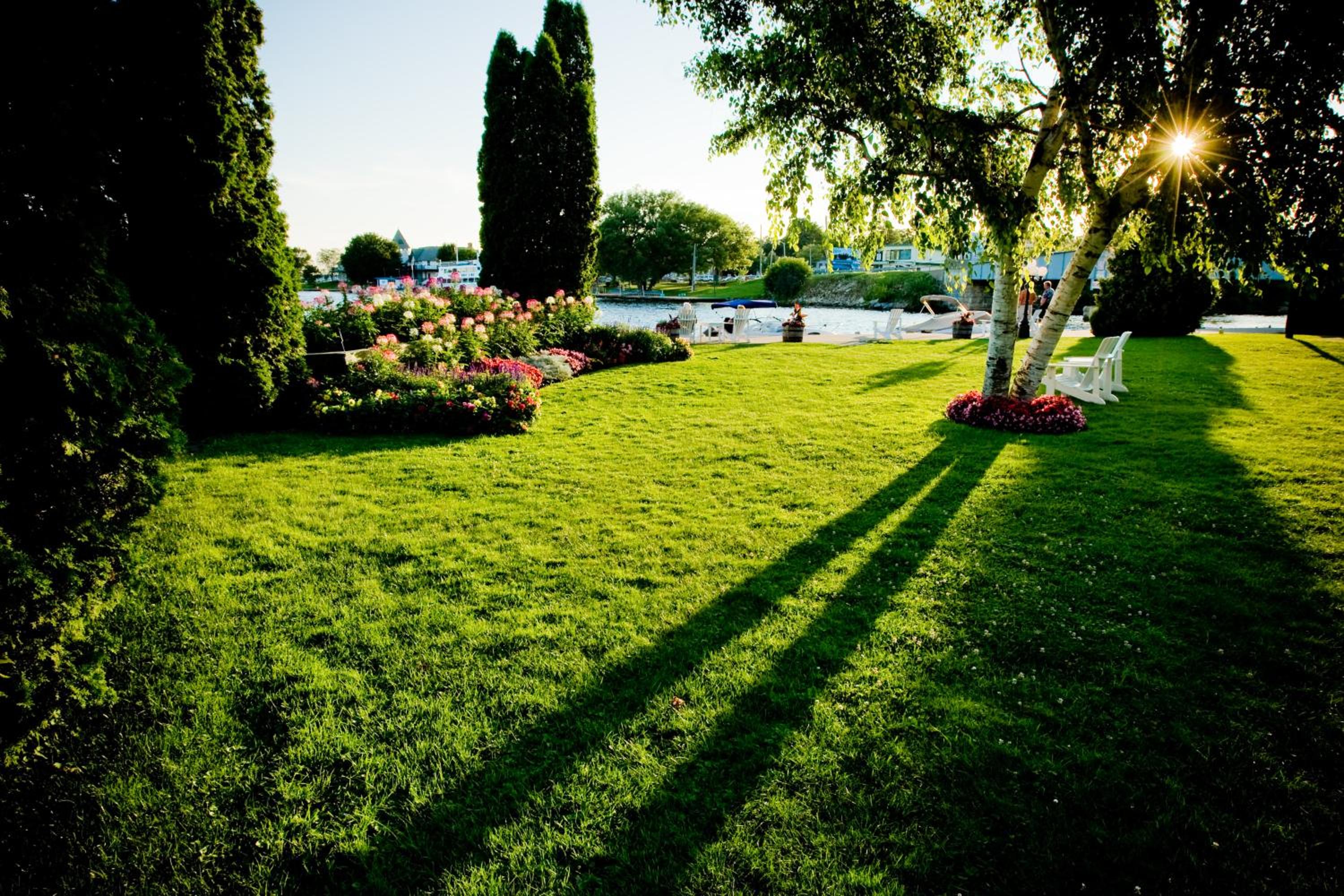 Gananoque Vacations - The Gananoque Inn - Property Image 12