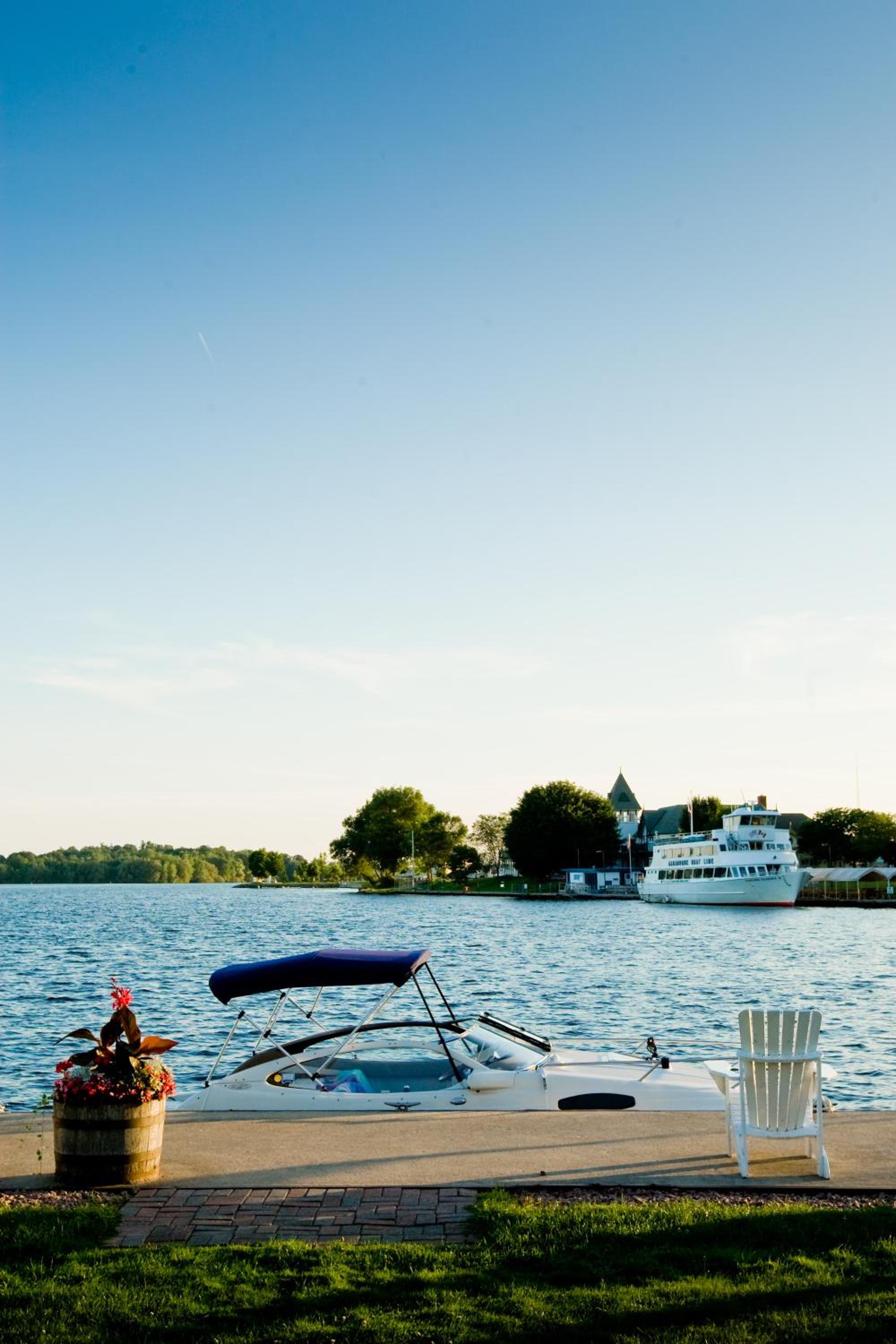 Gananoque Vacations - The Gananoque Inn - Property Image 4