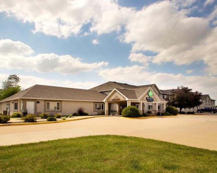 EverSpring Inn Suites - Property Image 23