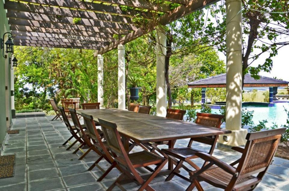 Ridgemor Villa