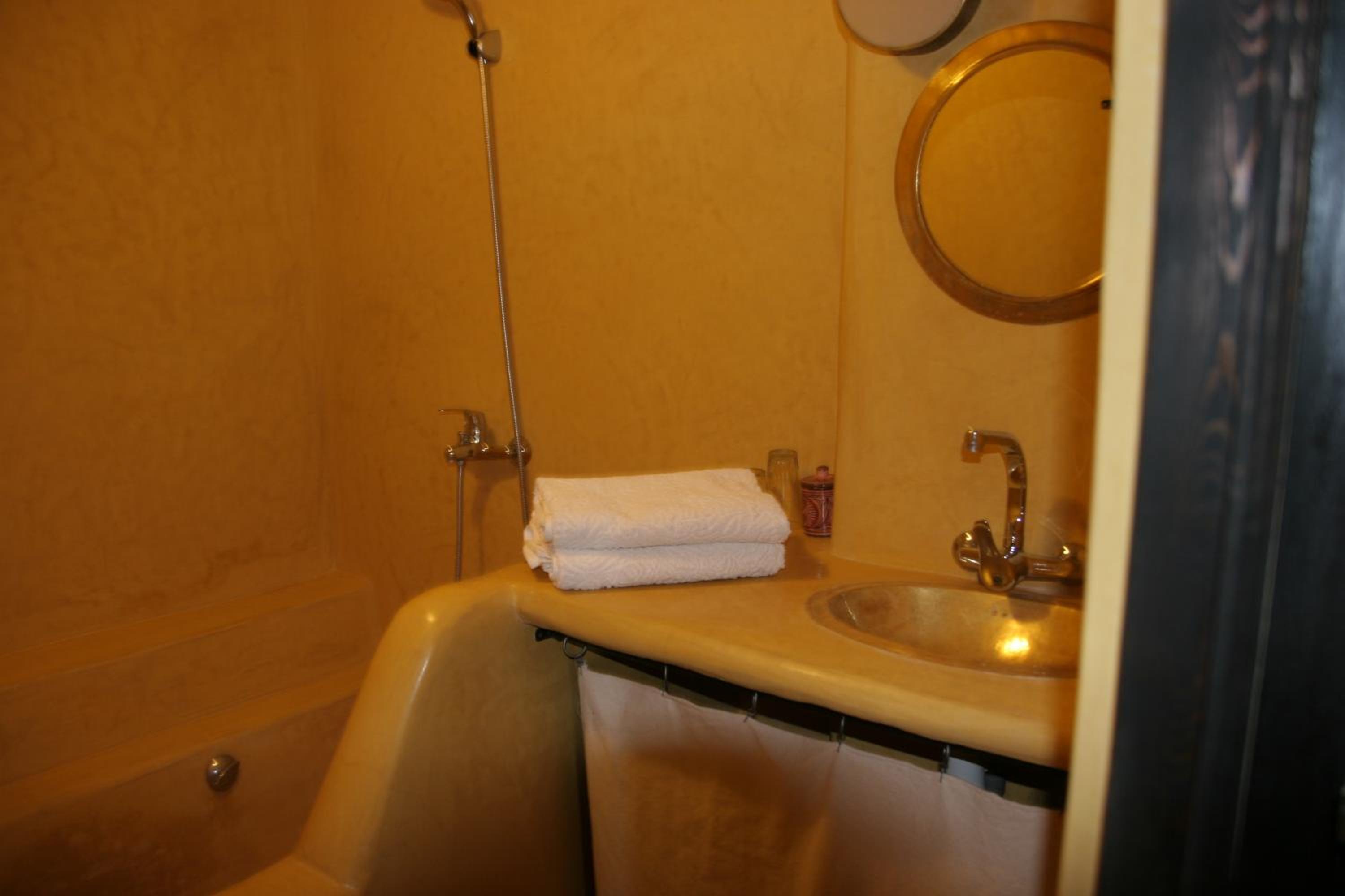 Photo 46