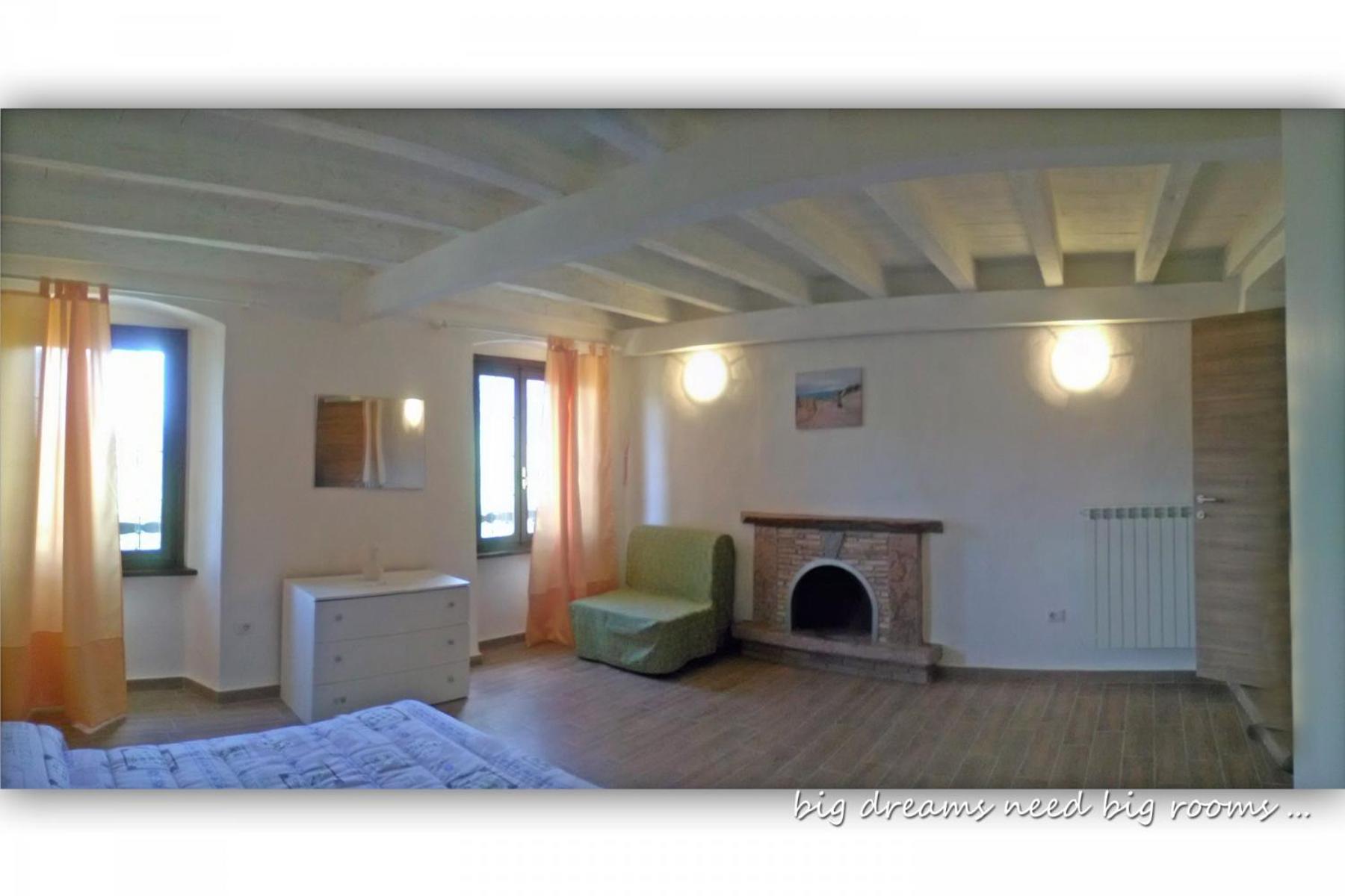 Appartamenti La Tartufaia Country house pool and relax By Gardadomusmea view 2
