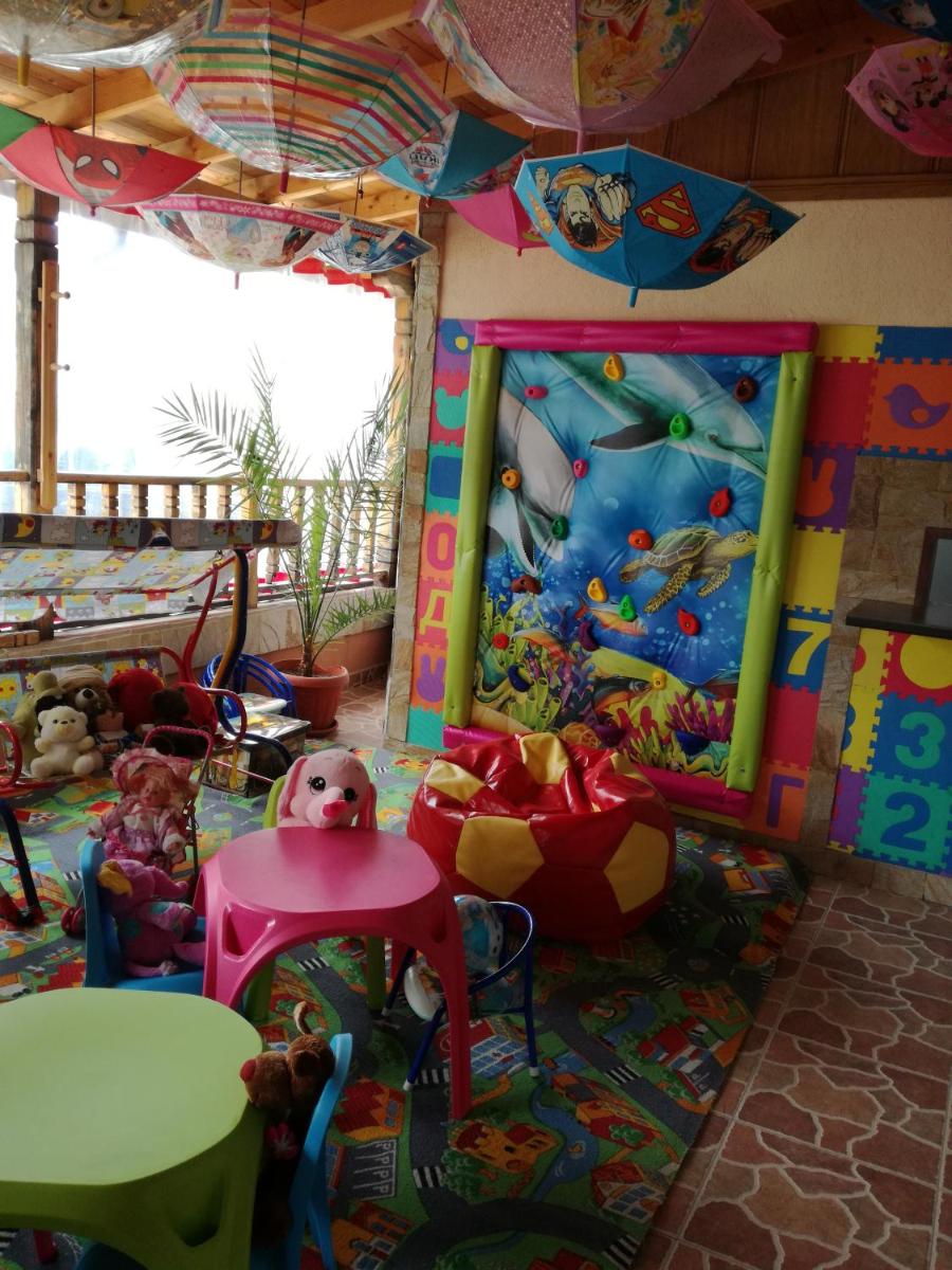 children's play area