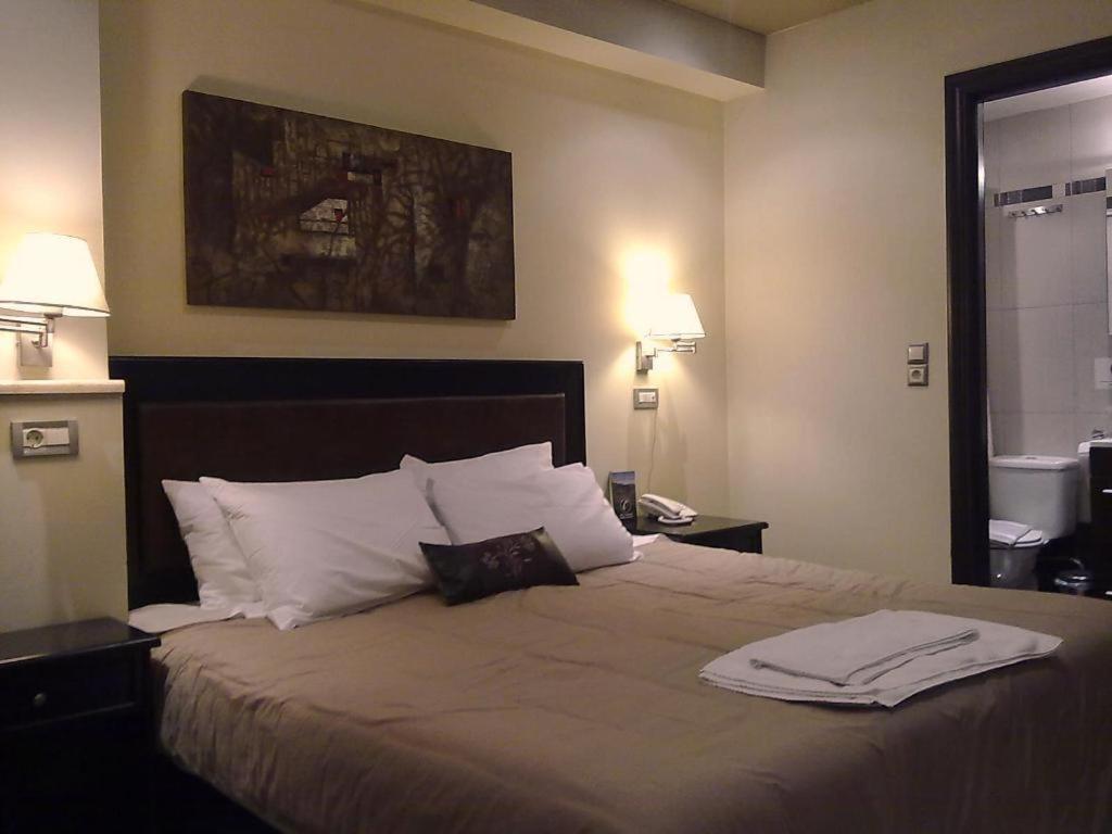 Kaloneri Rooms