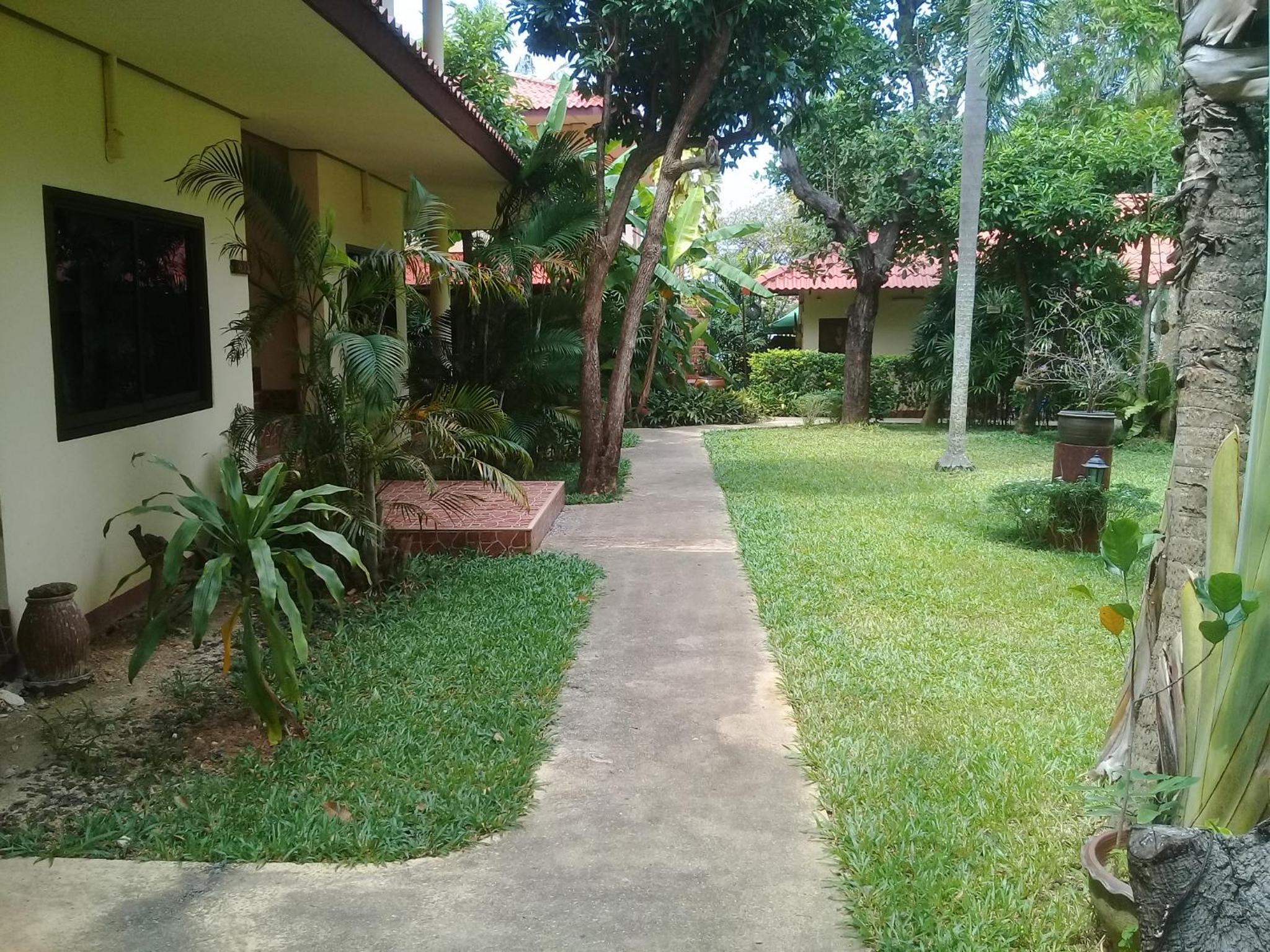Photo 10