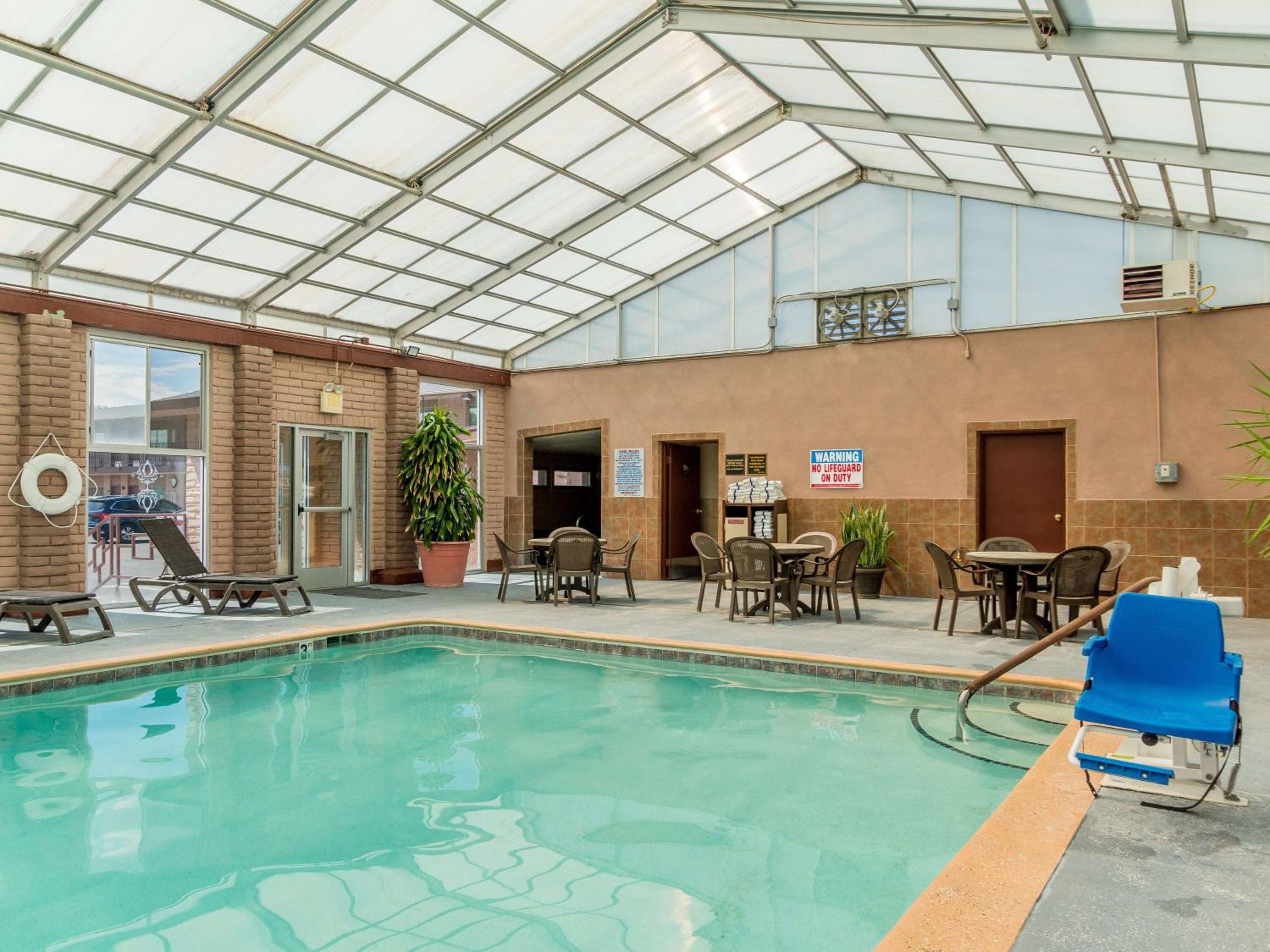 Alamosa Vacations - Best Western Alamosa Inn - Property Image 2