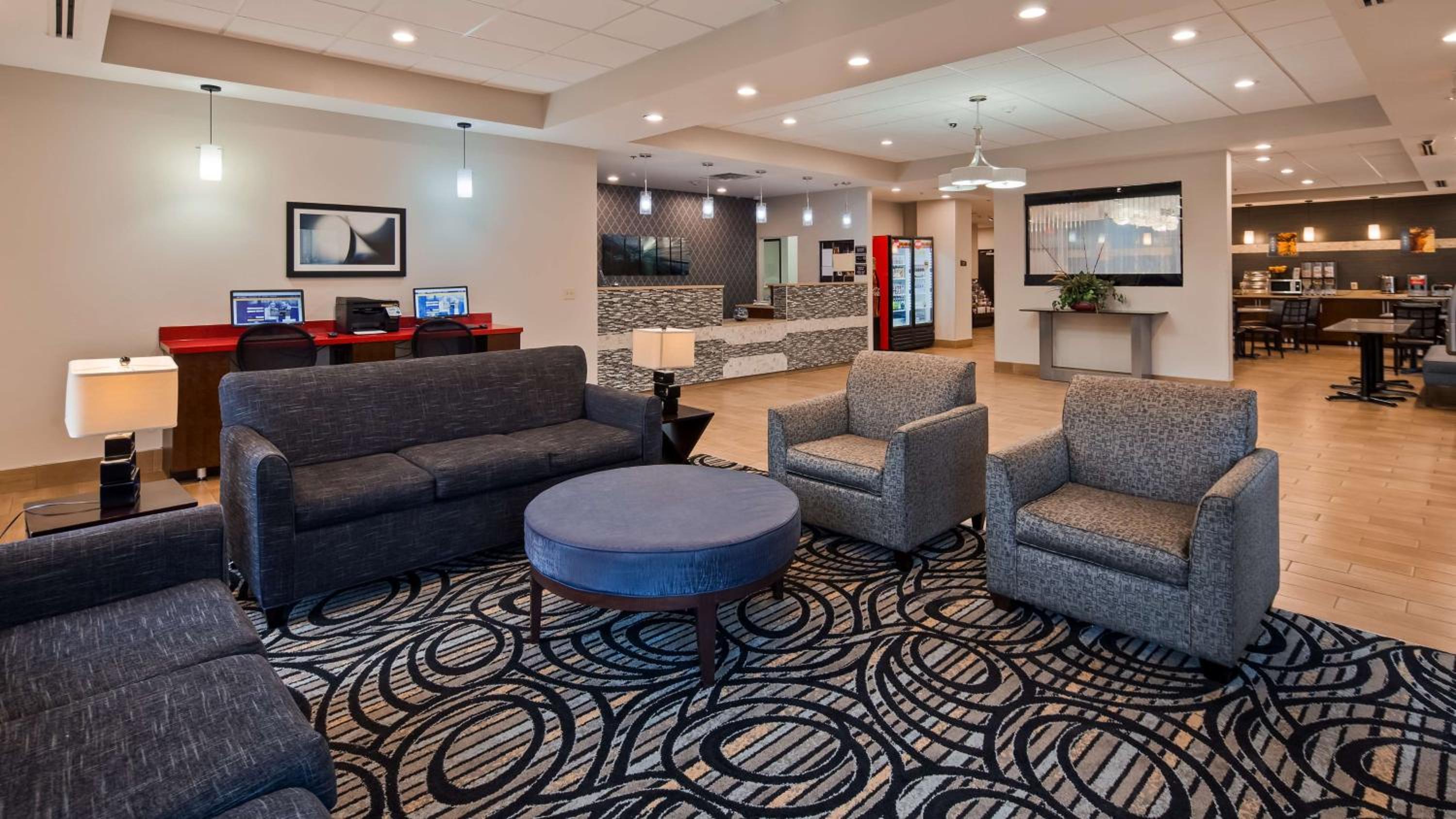 Best Western Plus Sunrise Inn - Property Image 3