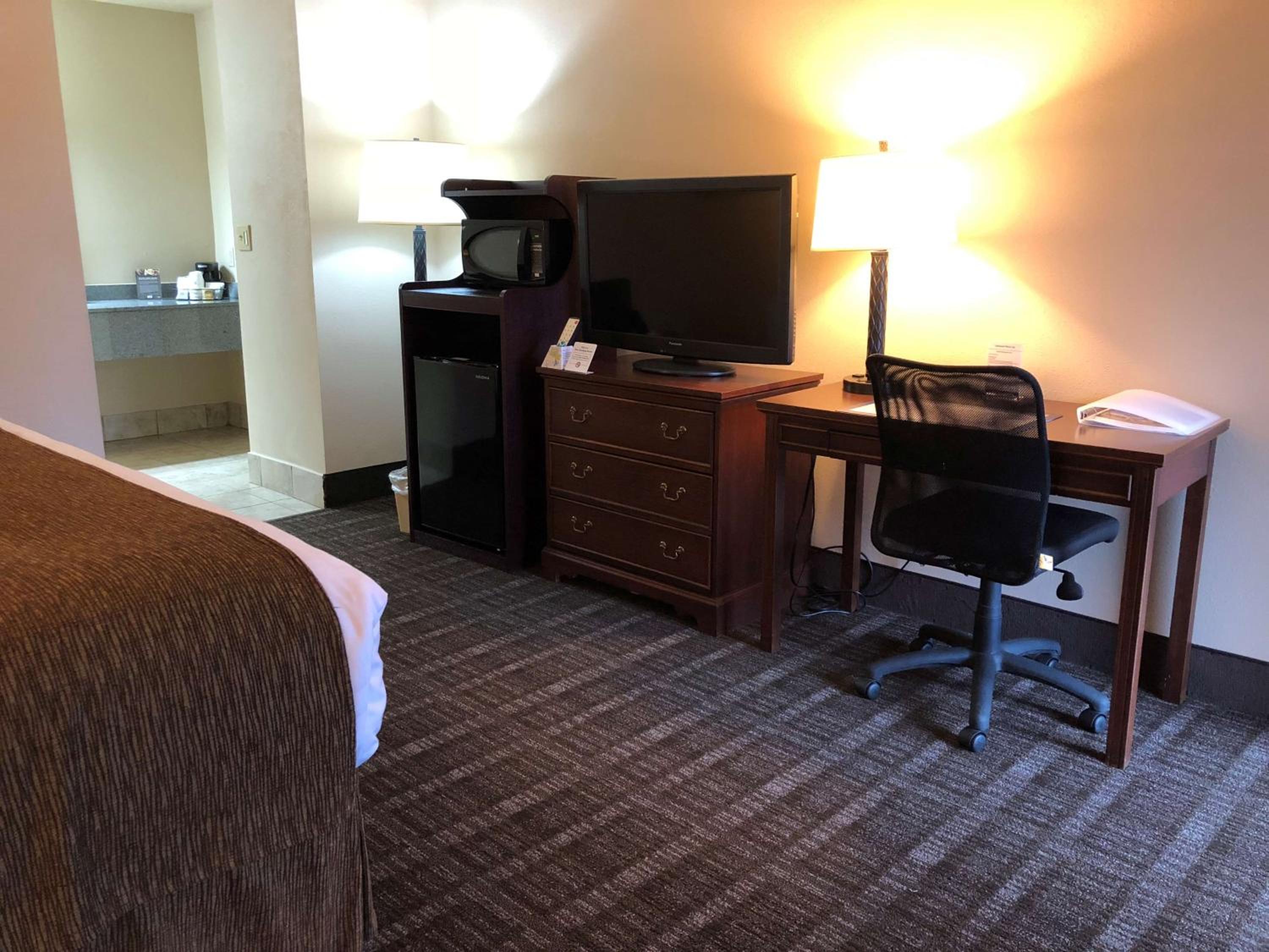 Best Western Lakewood- Historic Landmark