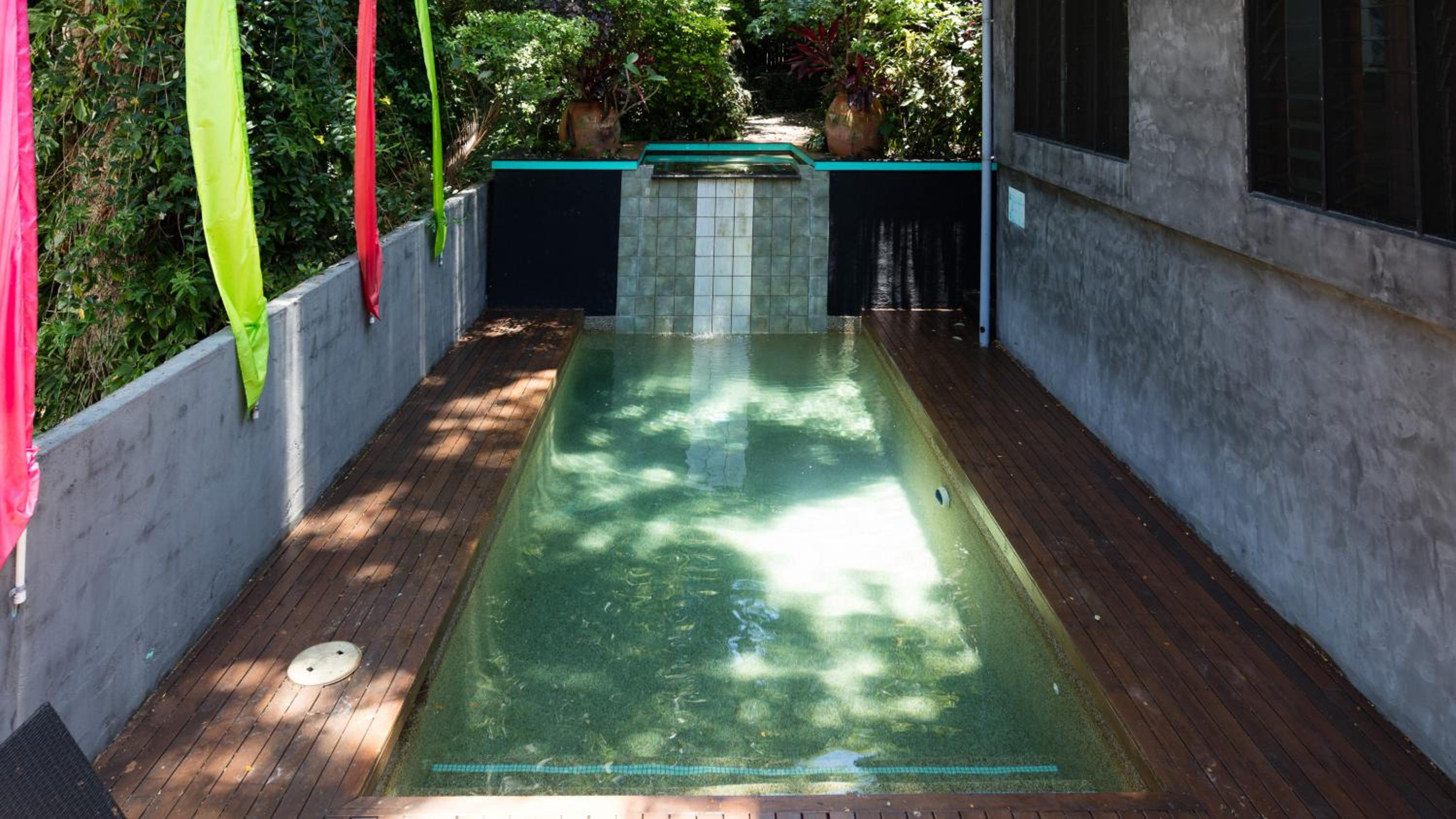 CELADON Holiday House