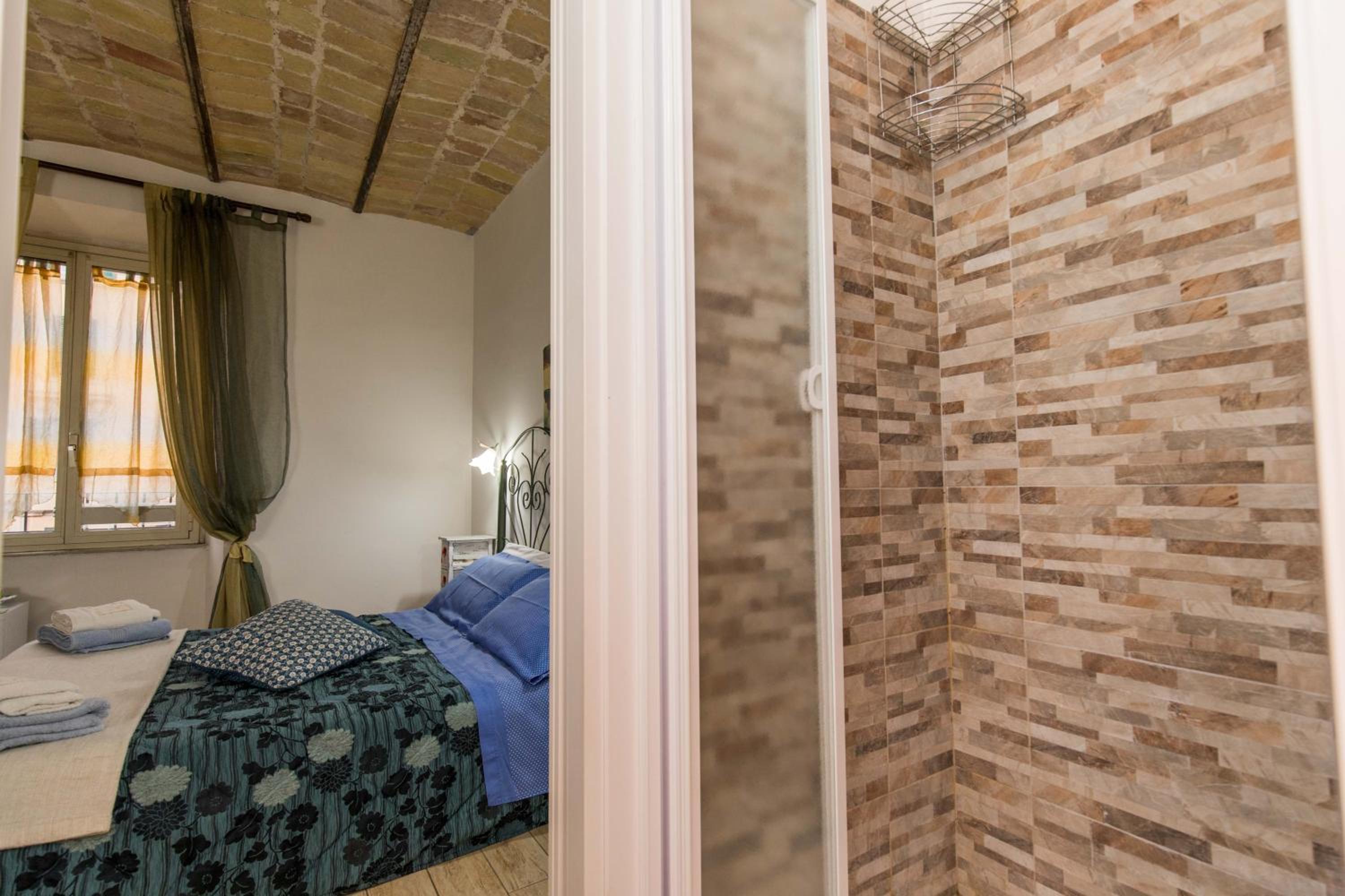 All'Ombra Del Cupolone Guest House