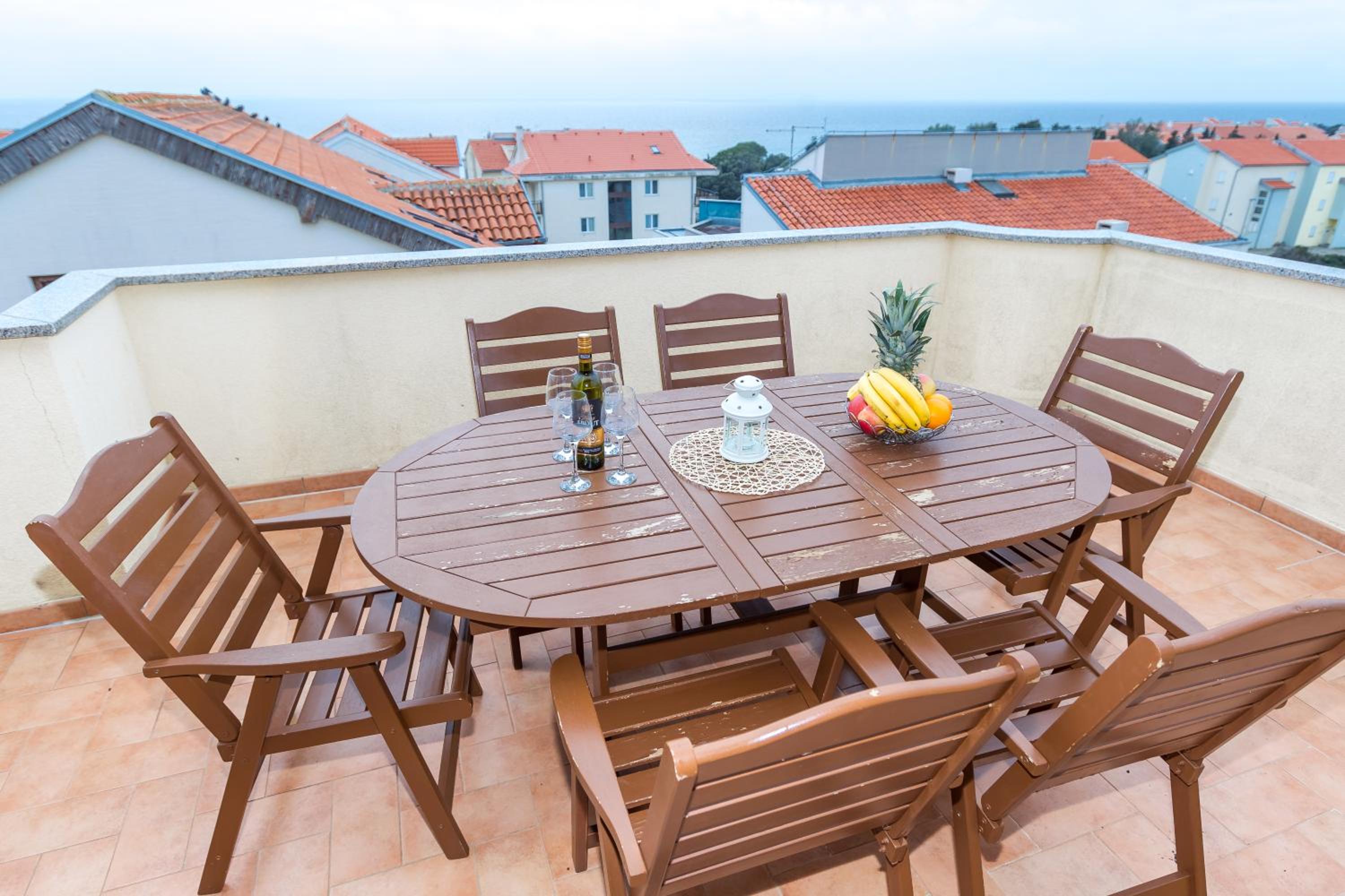 Maru Apartments view 2