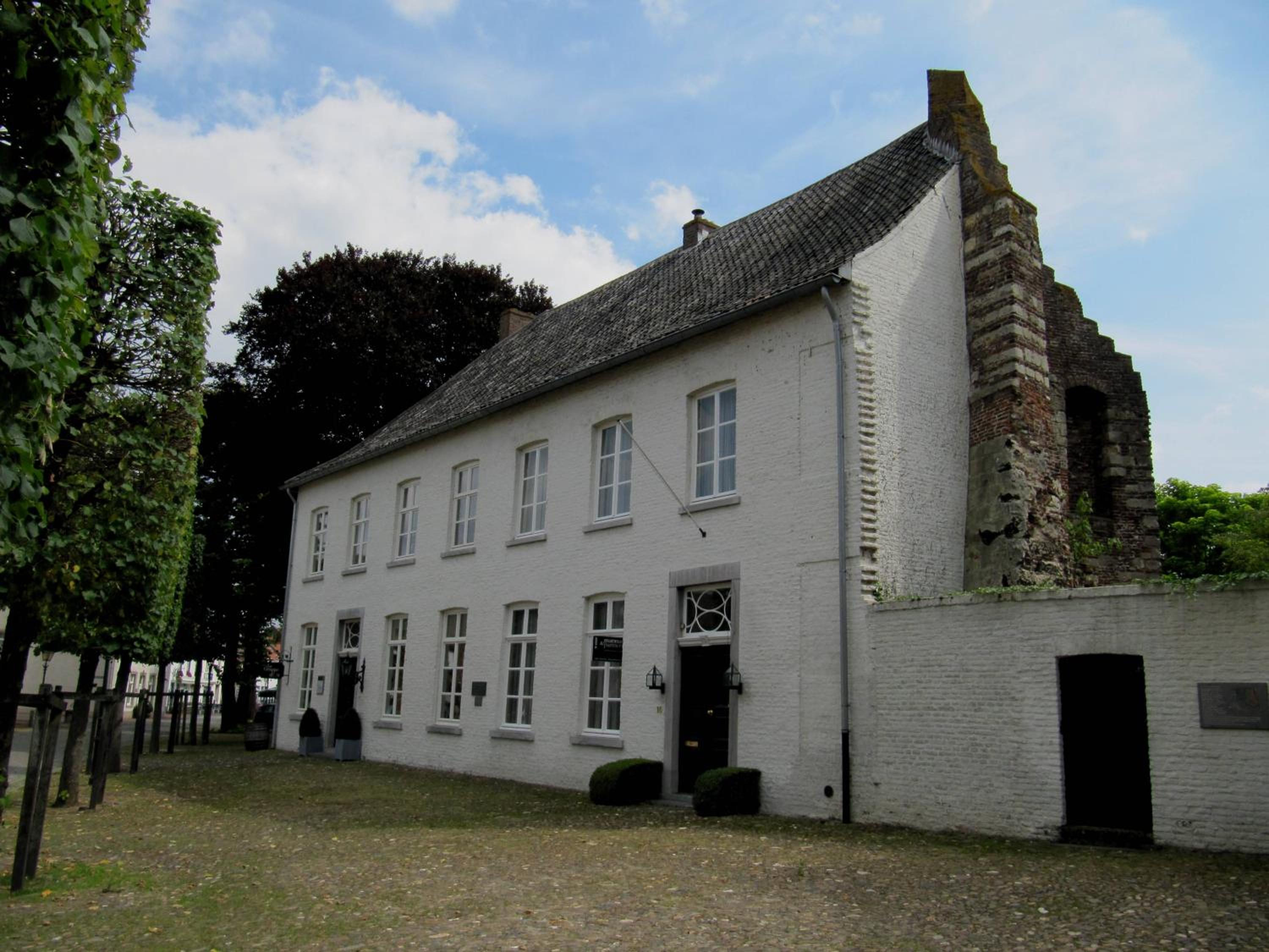 Photo 43