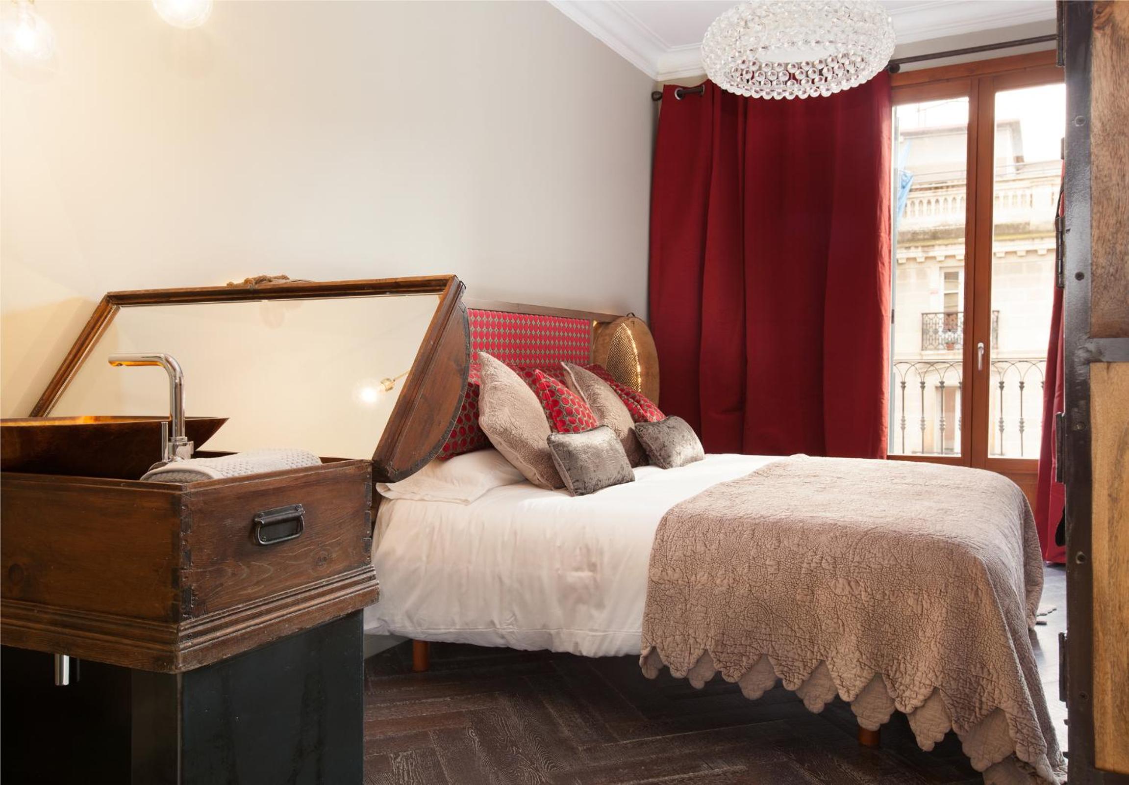 Trafalgar Luxury