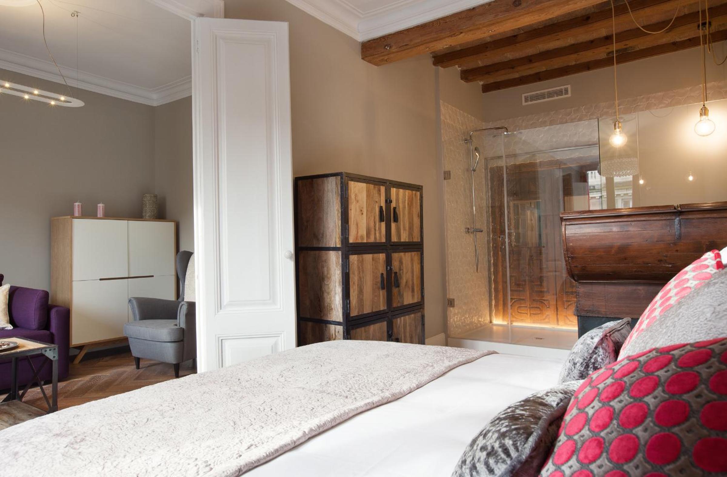 Trafalgar Luxury