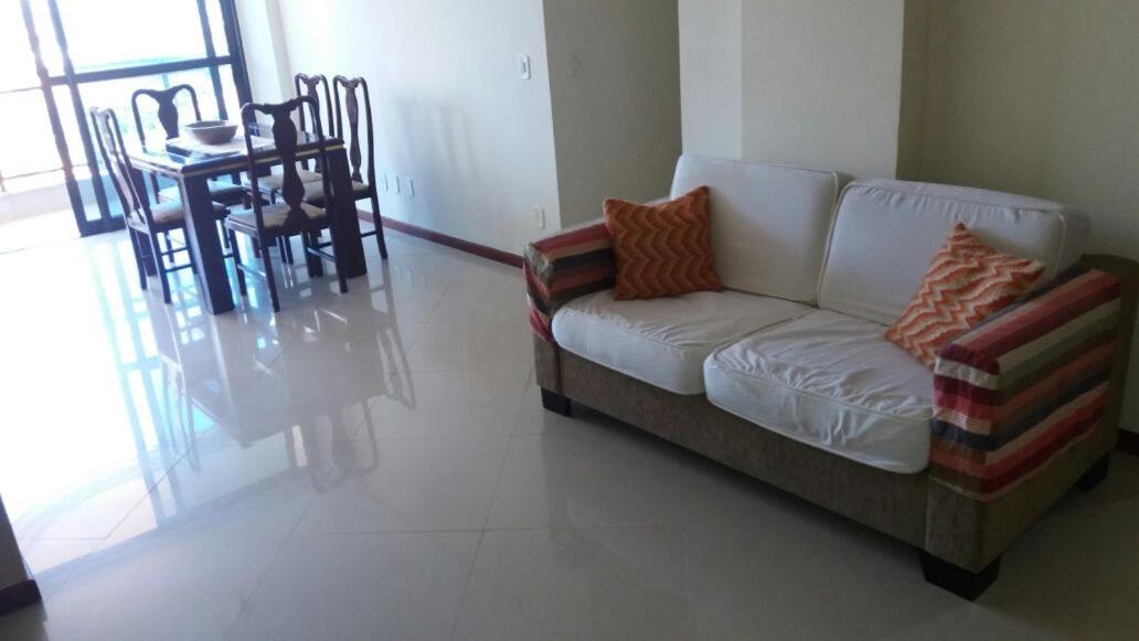 Apartamento em Cabo Frio RJ - Praia das Dunas