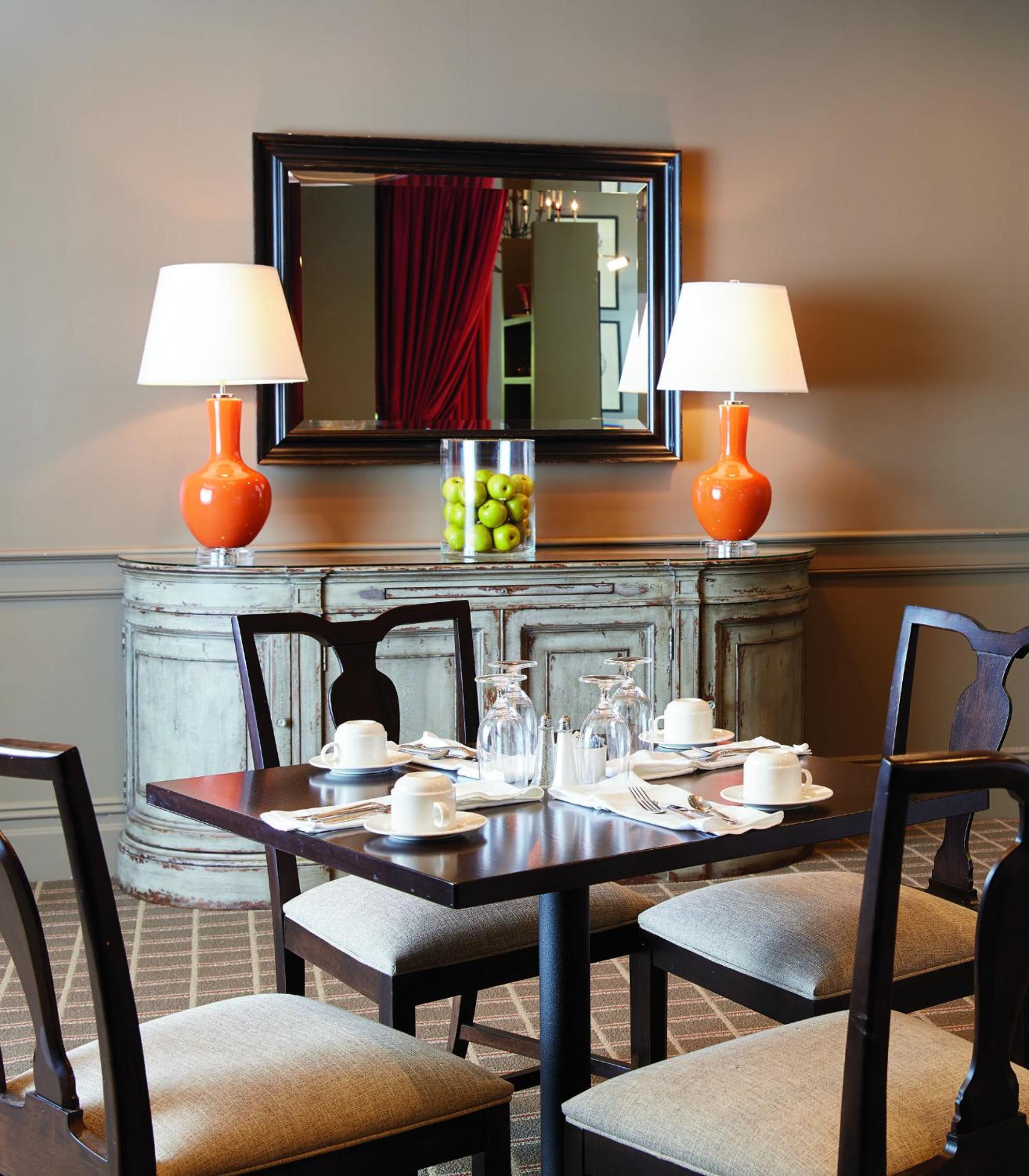 Danbury Vacations - Ethan Allen Hotel - Property Image 22