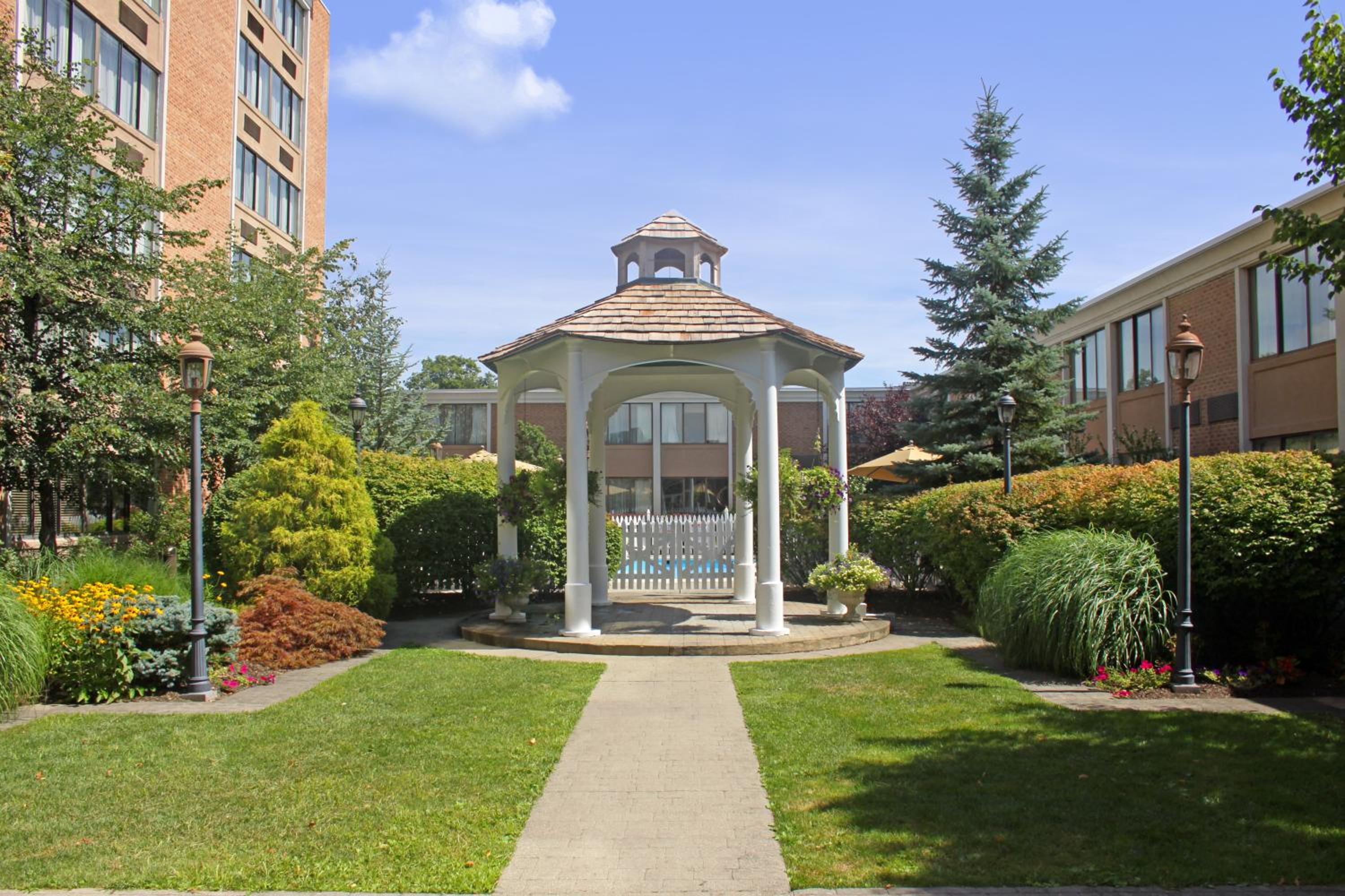 Danbury Vacations - Ethan Allen Hotel - Property Image 19
