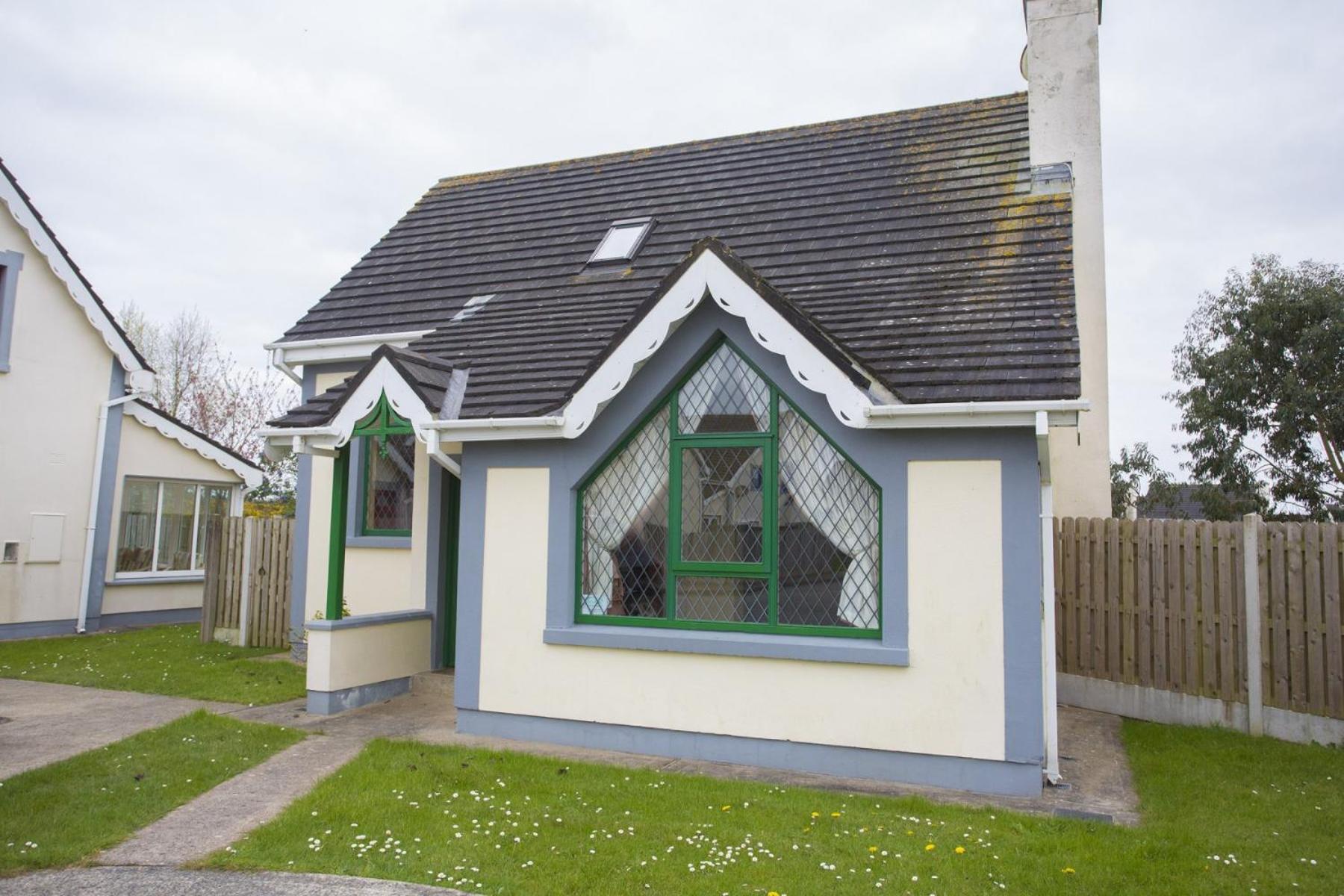 Willow Grove Holiday Homes No 4 by Trident Holiday Homes view 3