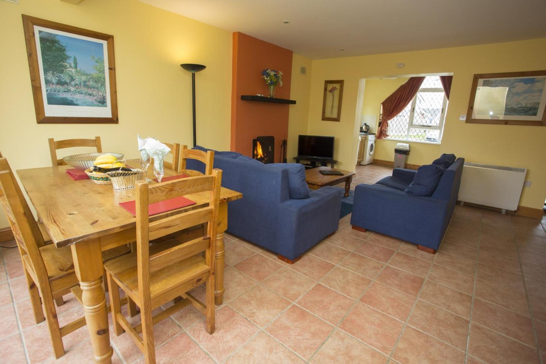 Willow Grove Holiday Homes No 4 by Trident Holiday Homes view 5