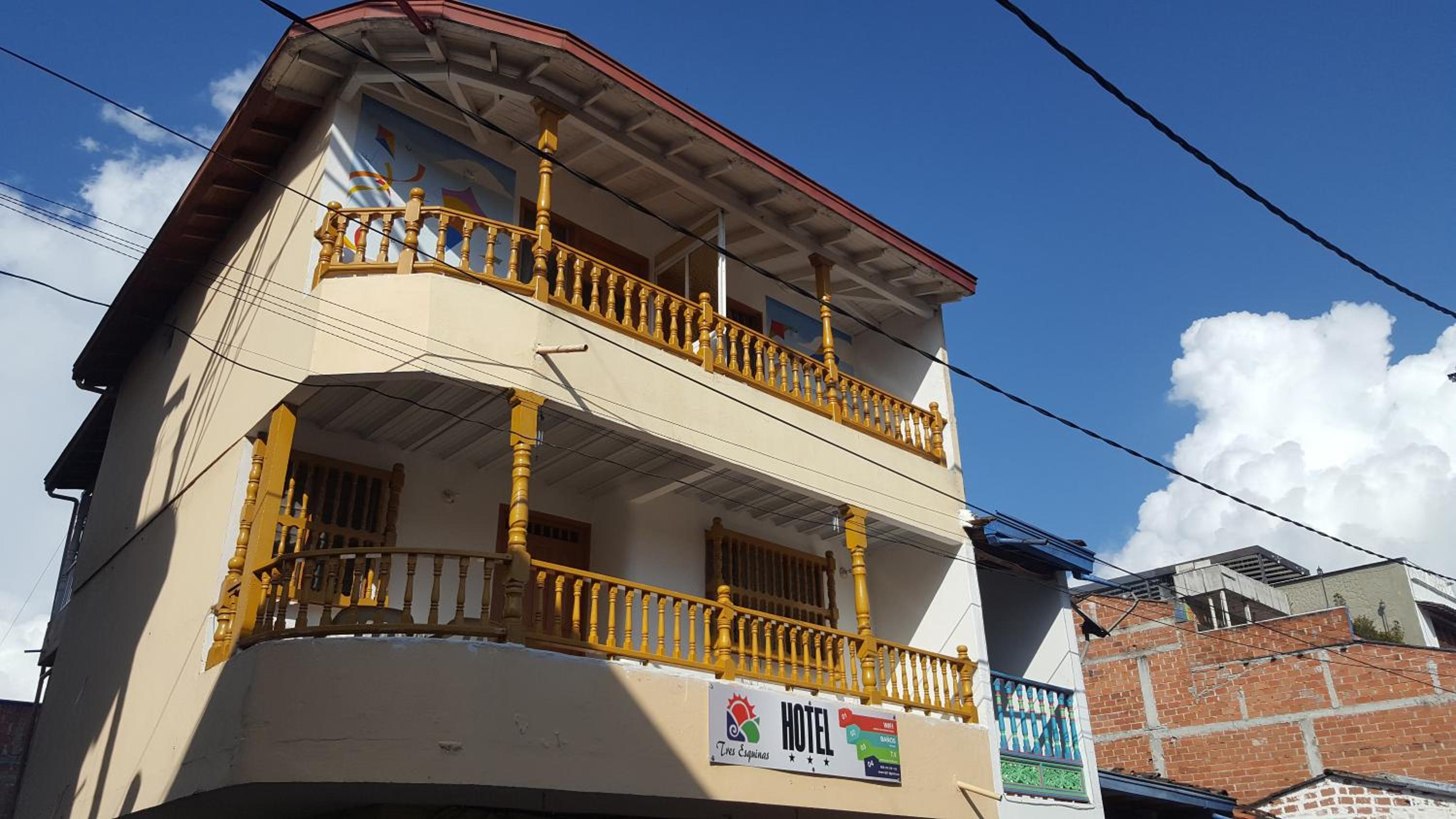 Hospedaje 3 Esquinas