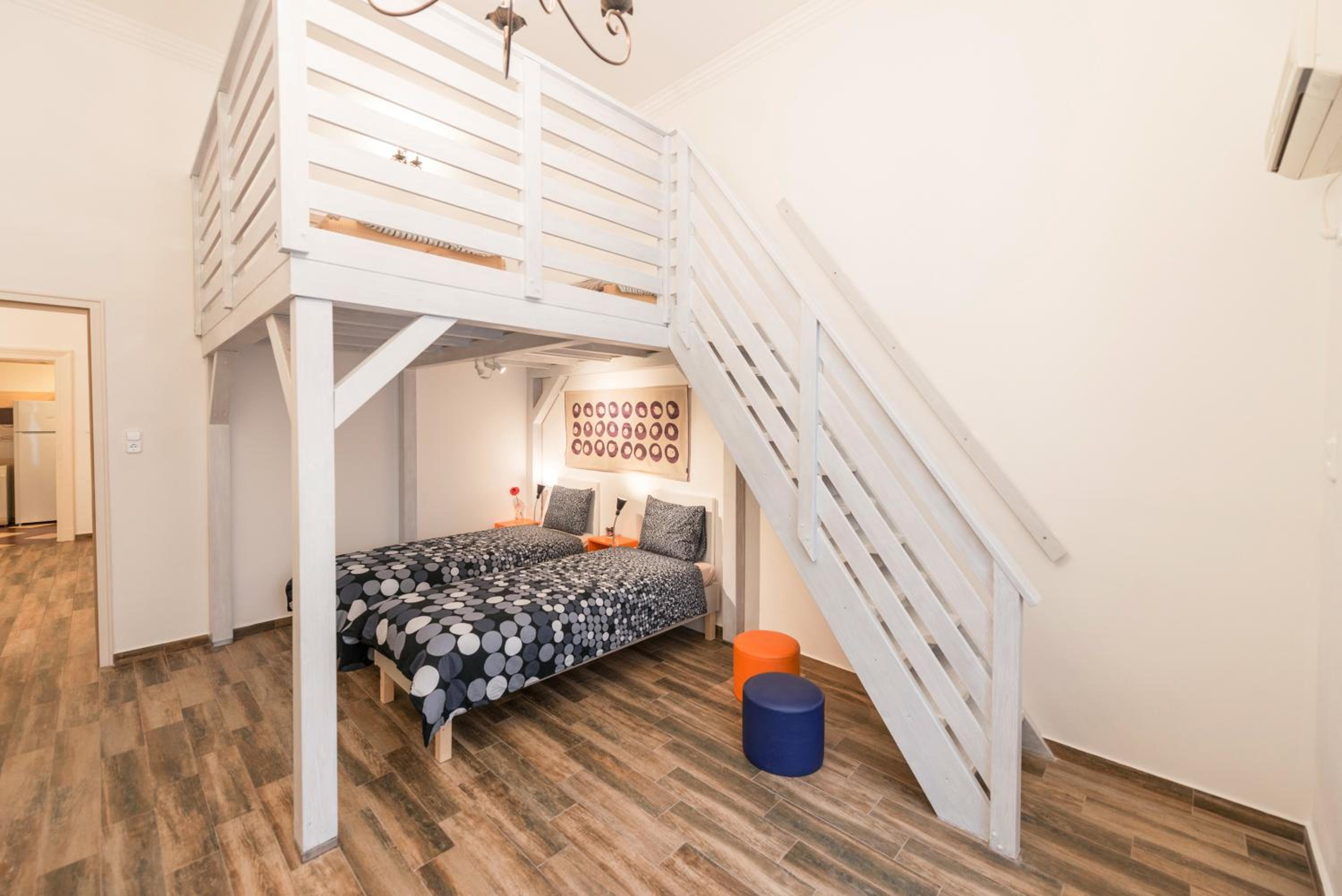 Family and Friends apartment Budapest view 2