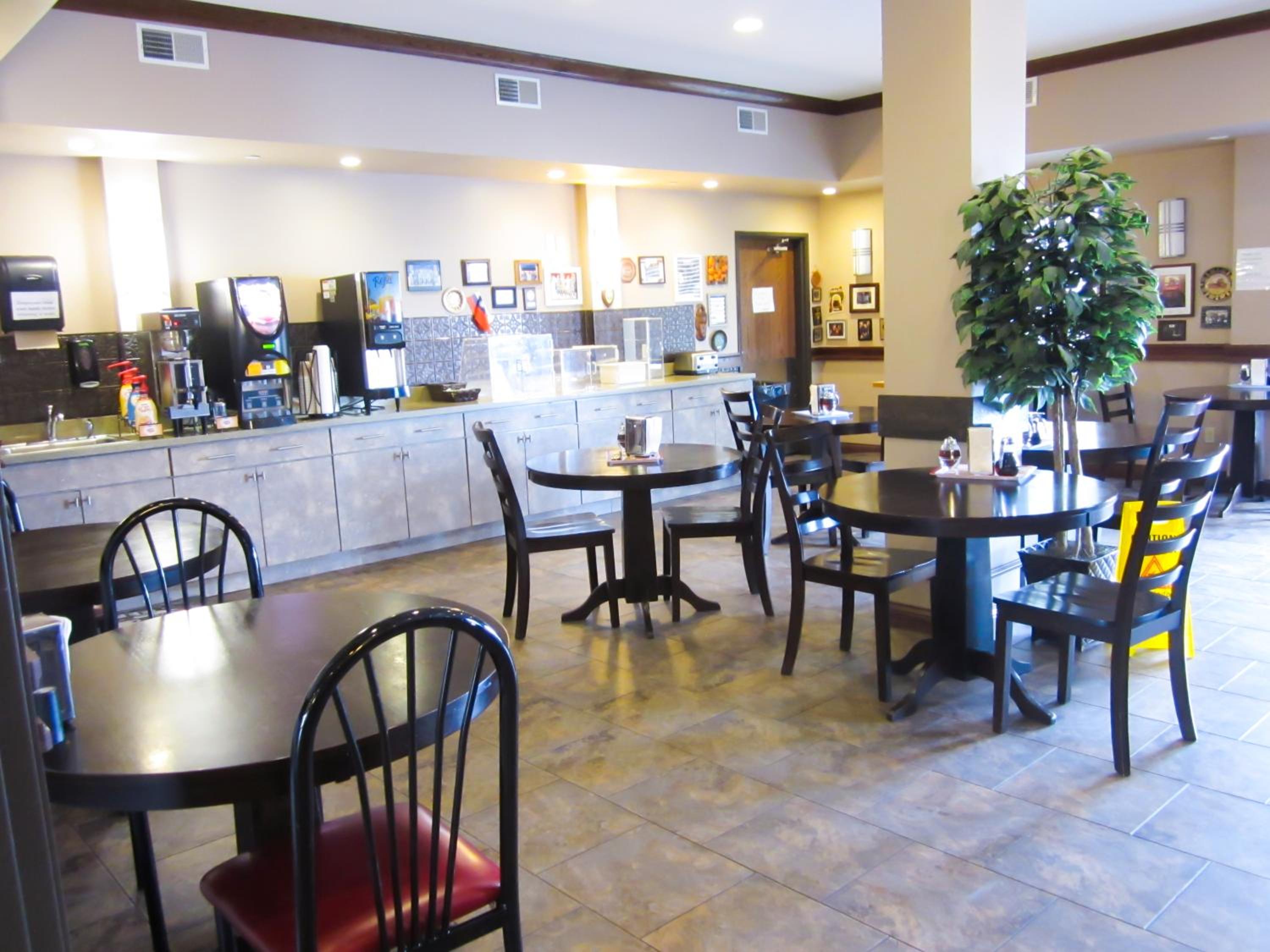 Bell's Extended Stay and Suites view 4