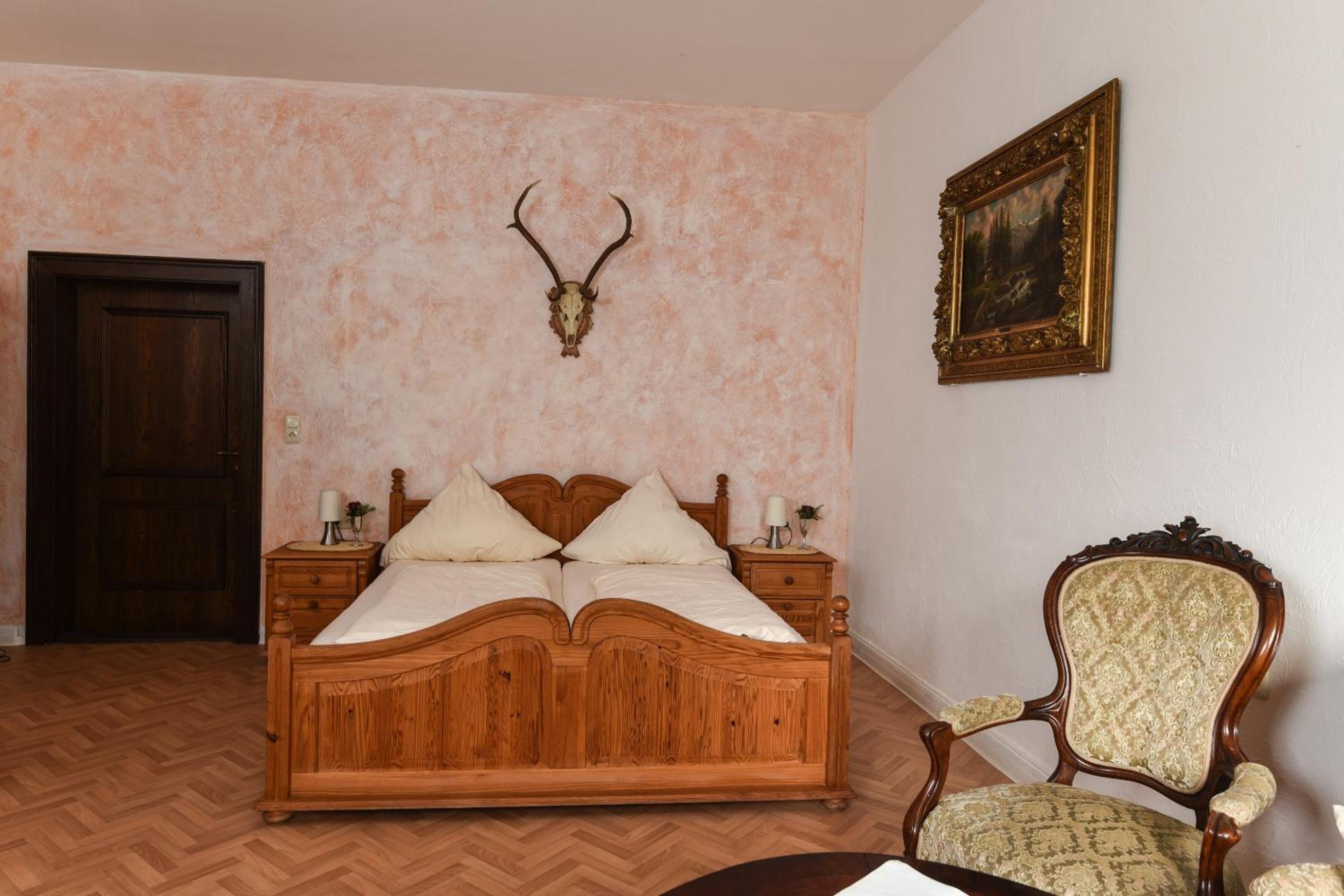 Jagdschloss Fahrenbühl Hotel Garni