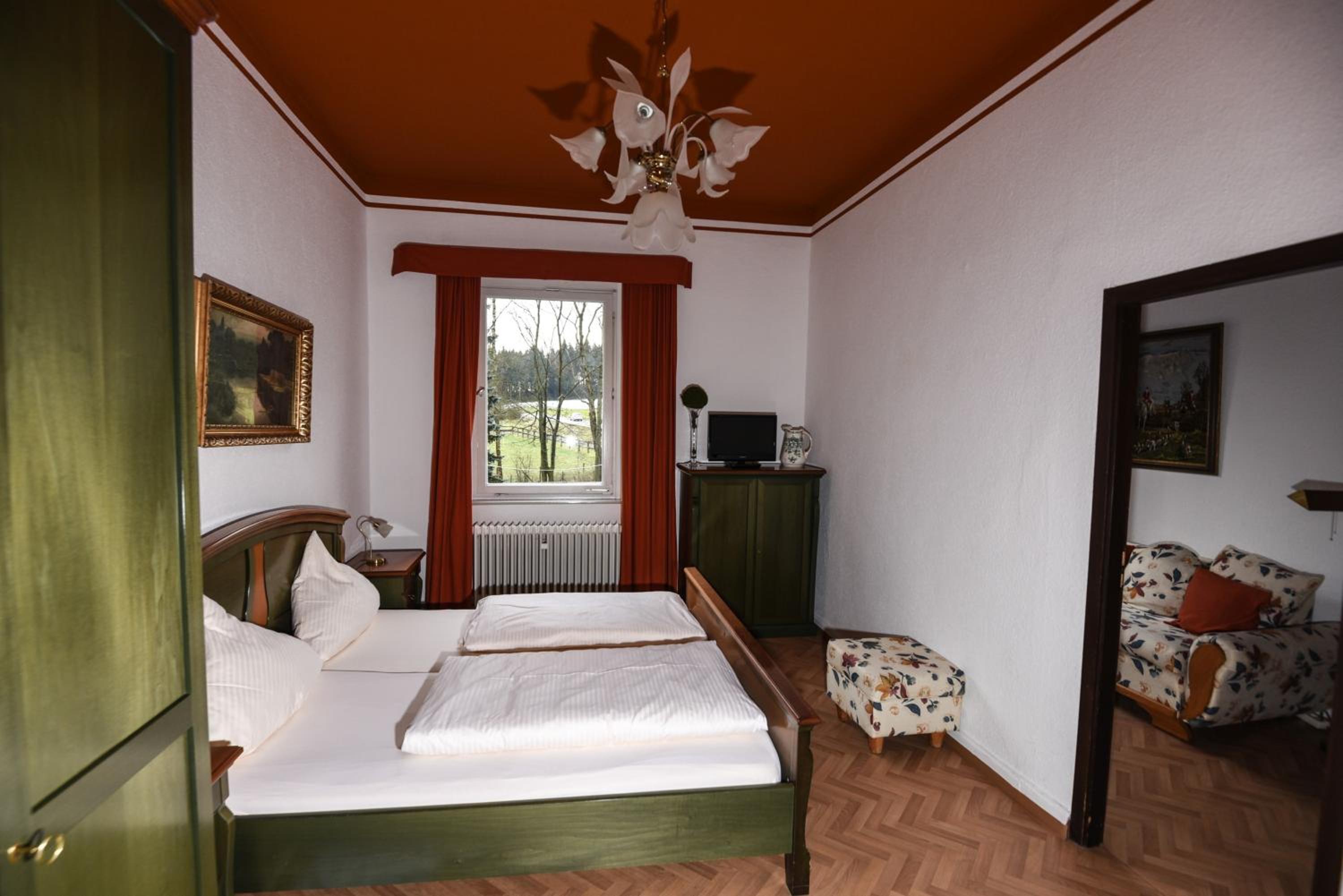 Jagdschloss Fahrenbühl Hotel Garni