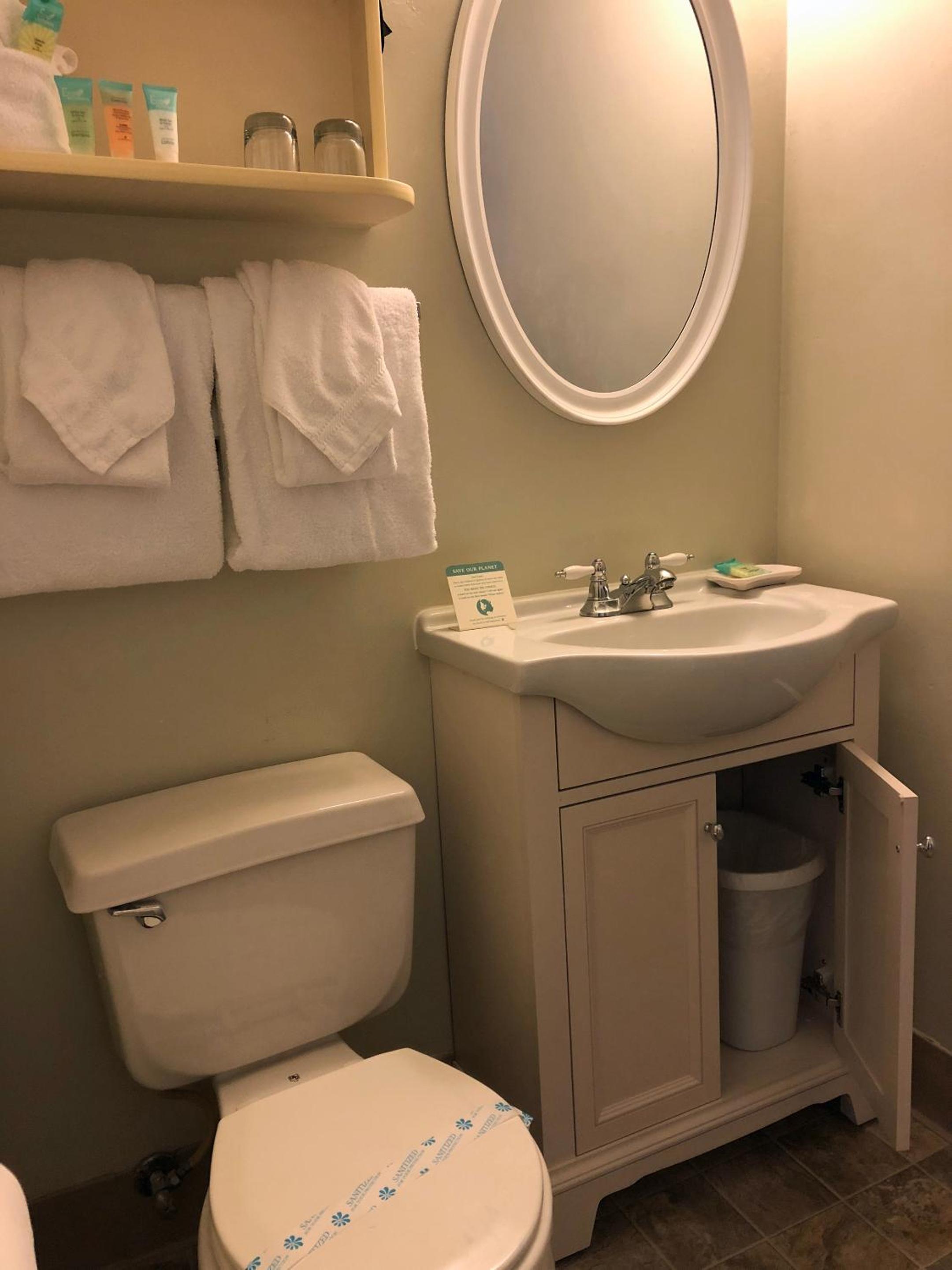 Bayfront Inn