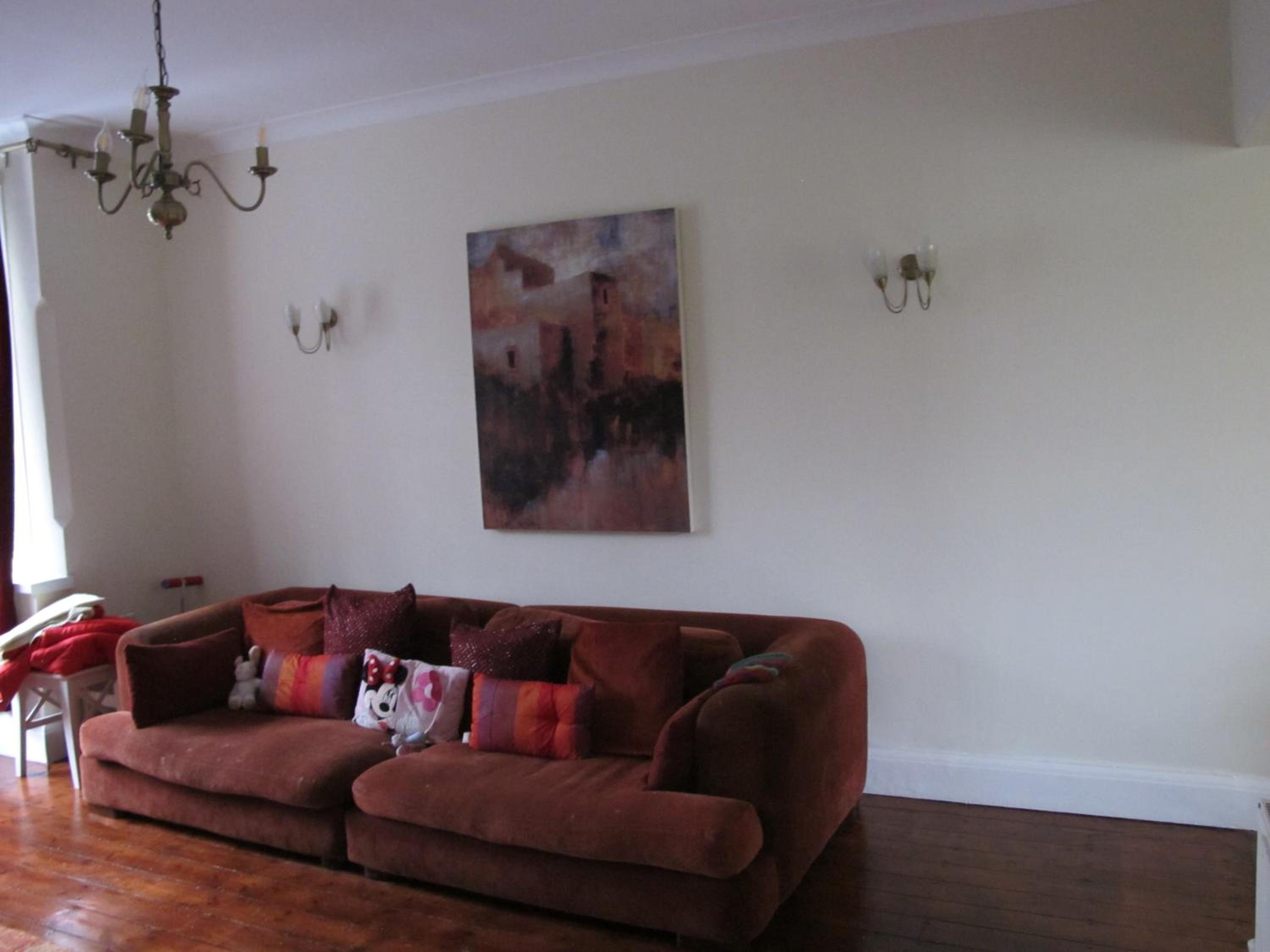 Westmorland - 4 Bedroom House - FREE Parking for up to 7 Cars - Walking distance to QMC and University - Ideal for Contractors and Large Groups
