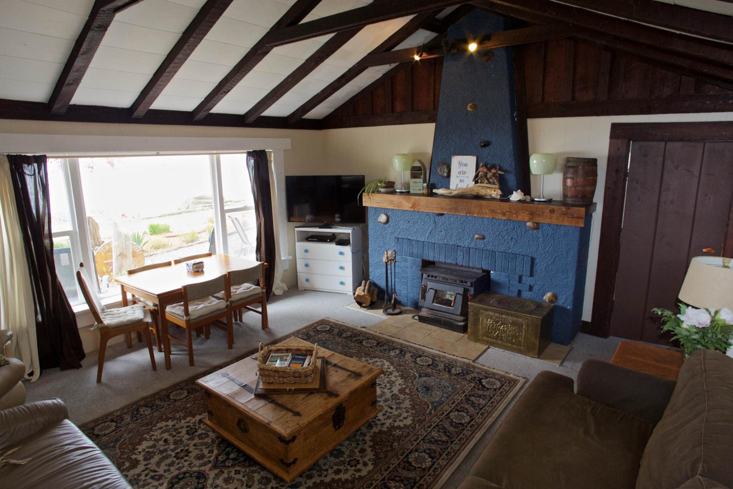 Halfmoon Haven Beach Cottage or Oceanview Suite